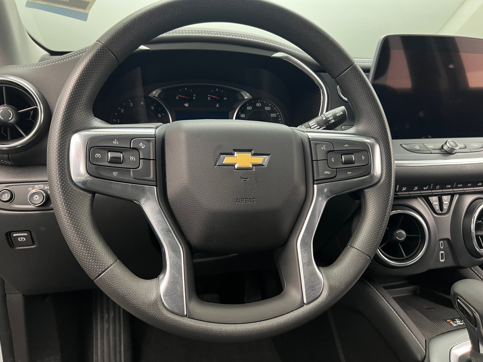 Thumbnail: 2024 Chevrolet Blazer - 5