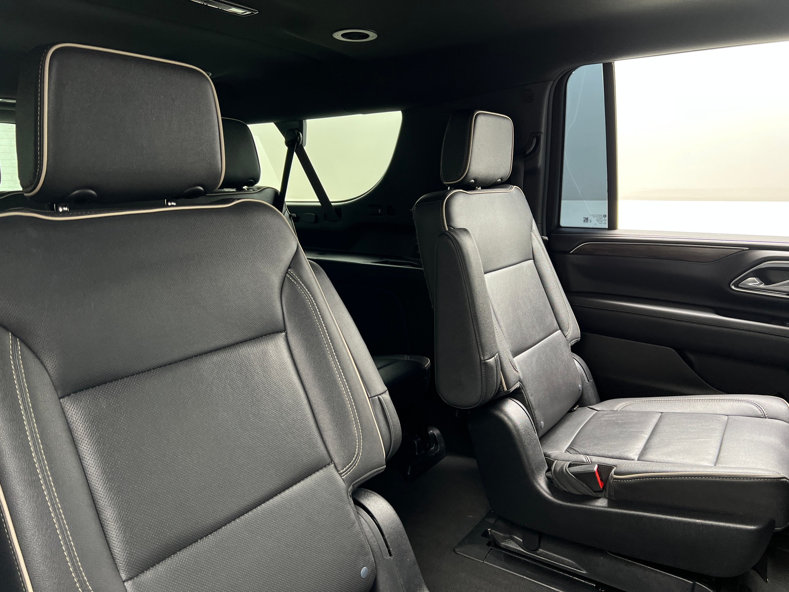 Thumbnail: 2023 Chevrolet Suburban - 5