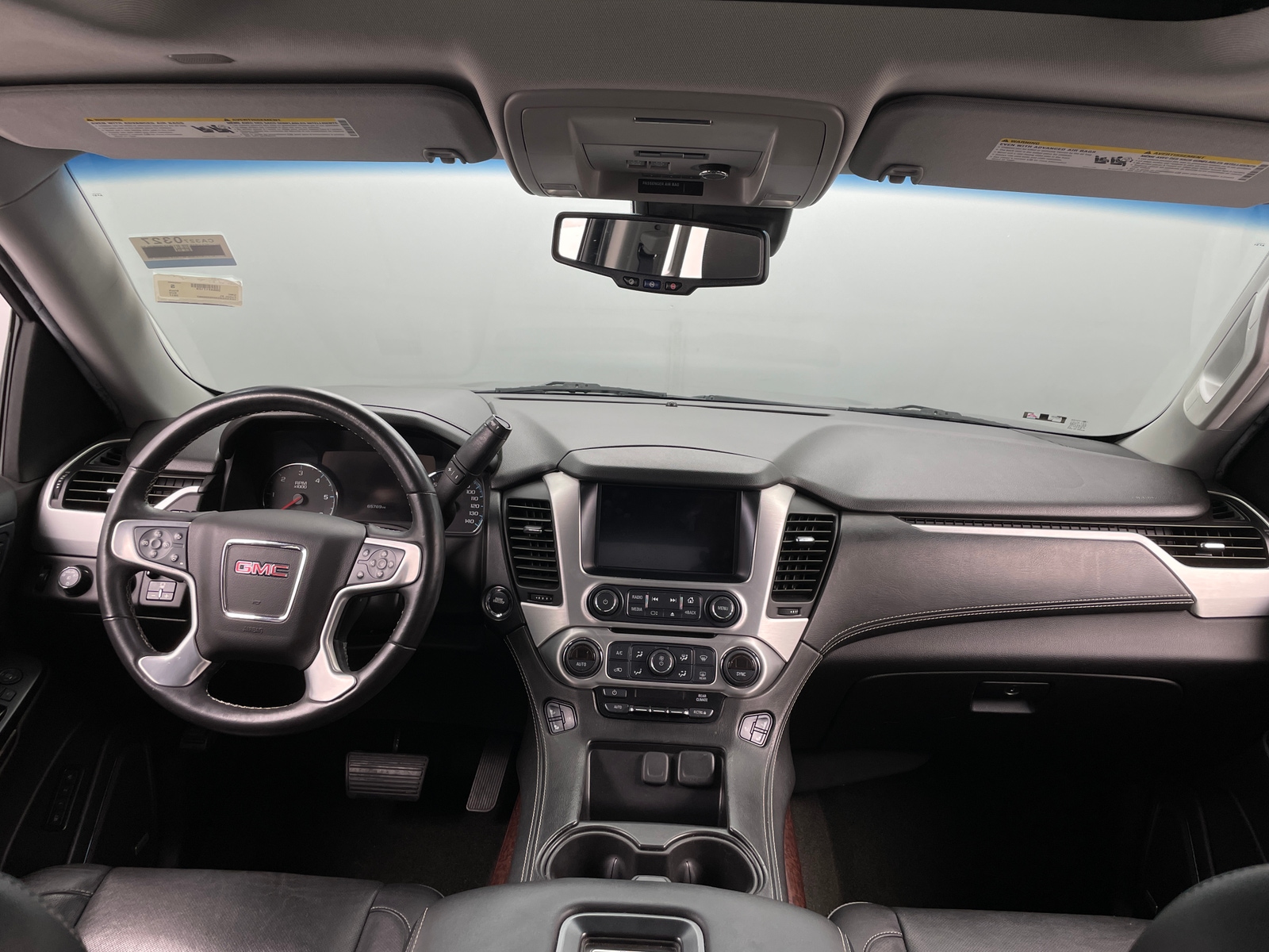 Thumbnail: 2017 GMC Yukon XL - 2