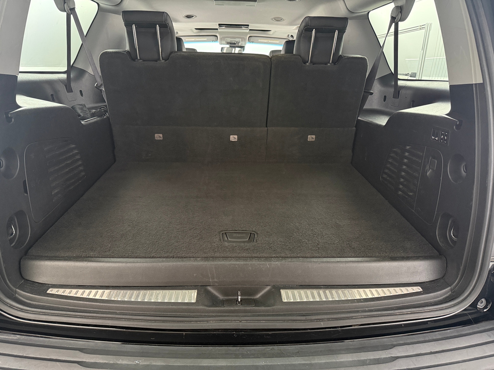 Thumbnail: 2017 GMC Yukon XL - 6