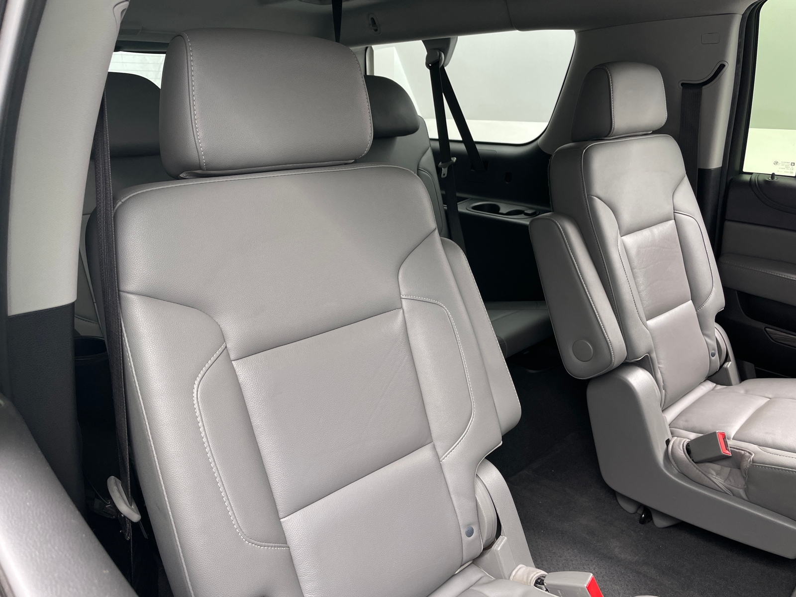 Thumbnail: 2019 Chevrolet Suburban - 5