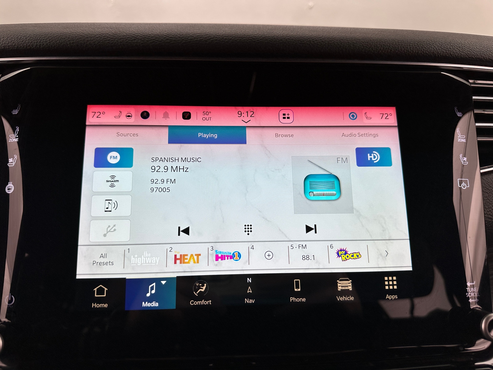 Thumbnail: 2024 Jeep Wagoneer - 3