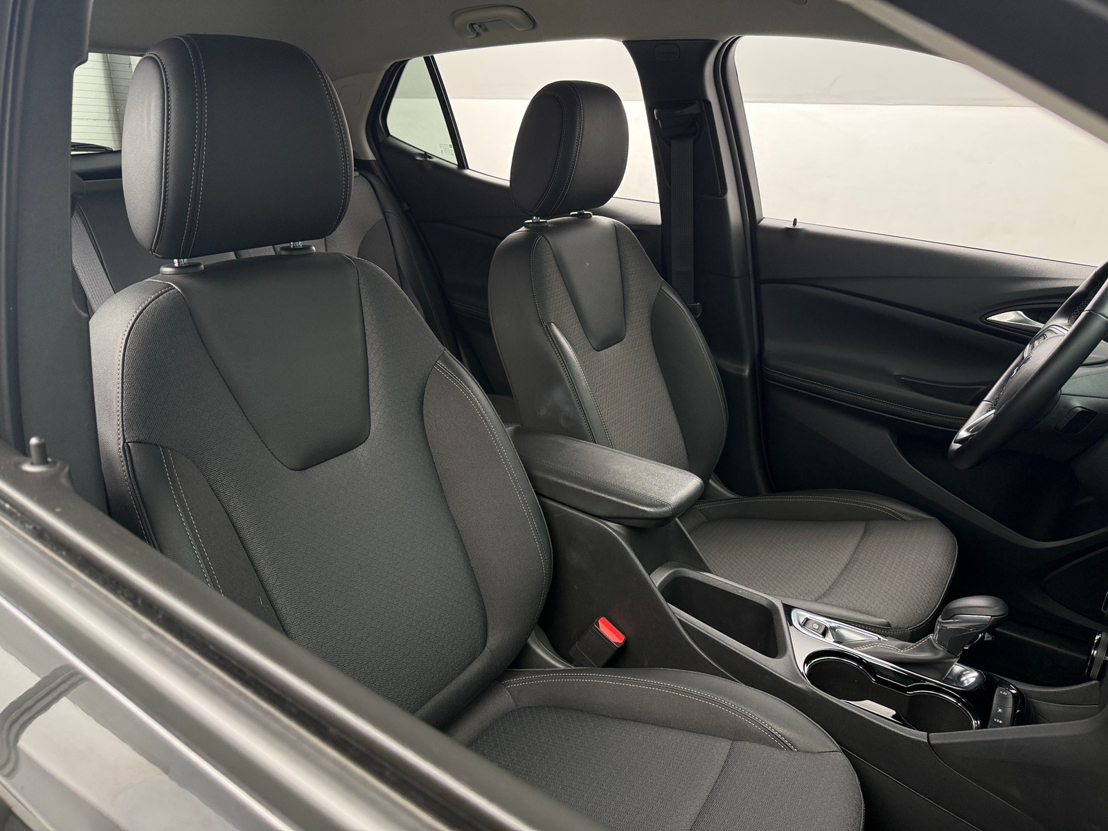 Thumbnail: 2025 Buick Encore GX - 2