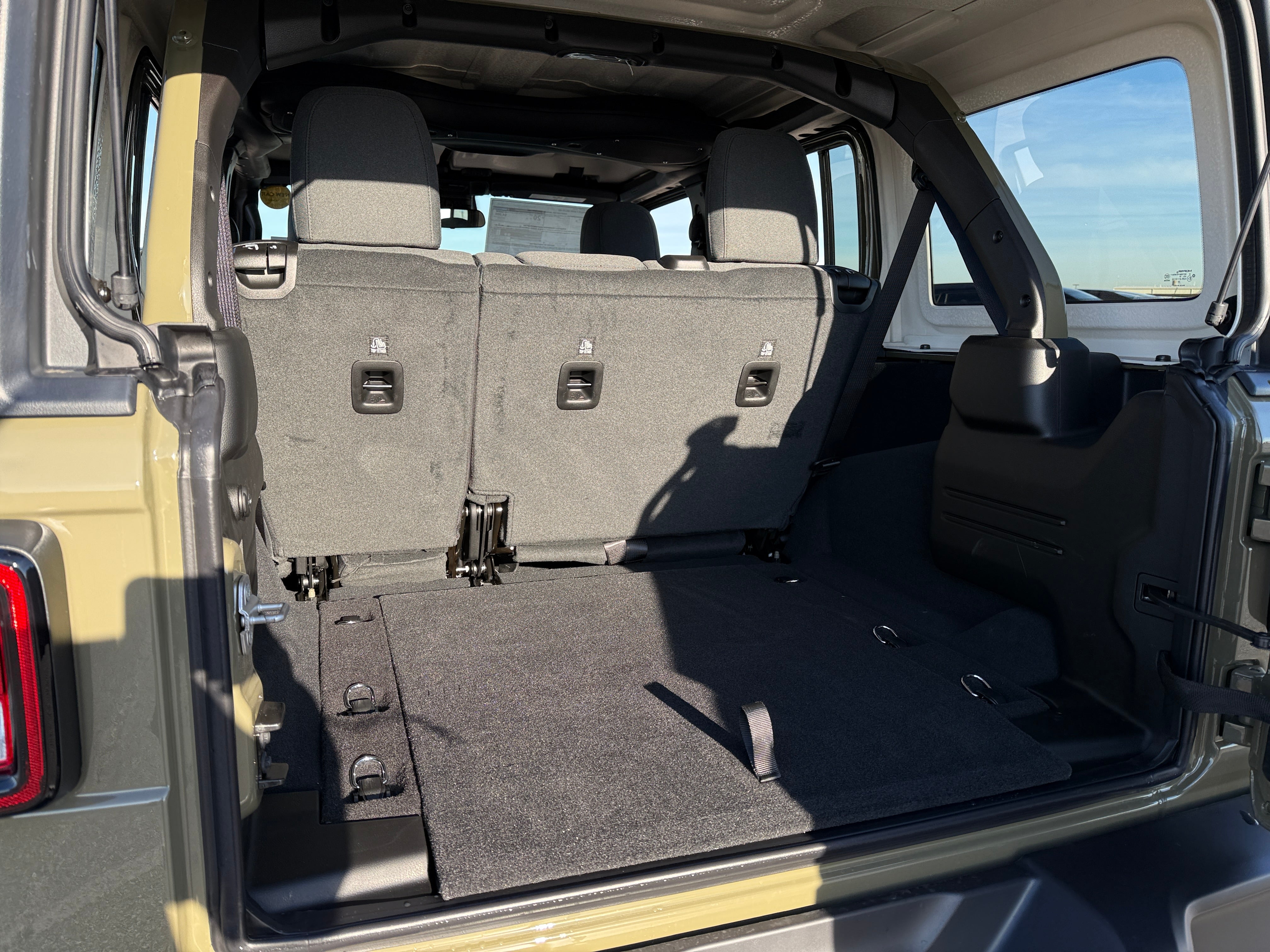 2026 Jeep Wrangler 4-Door Willys - Photo 9