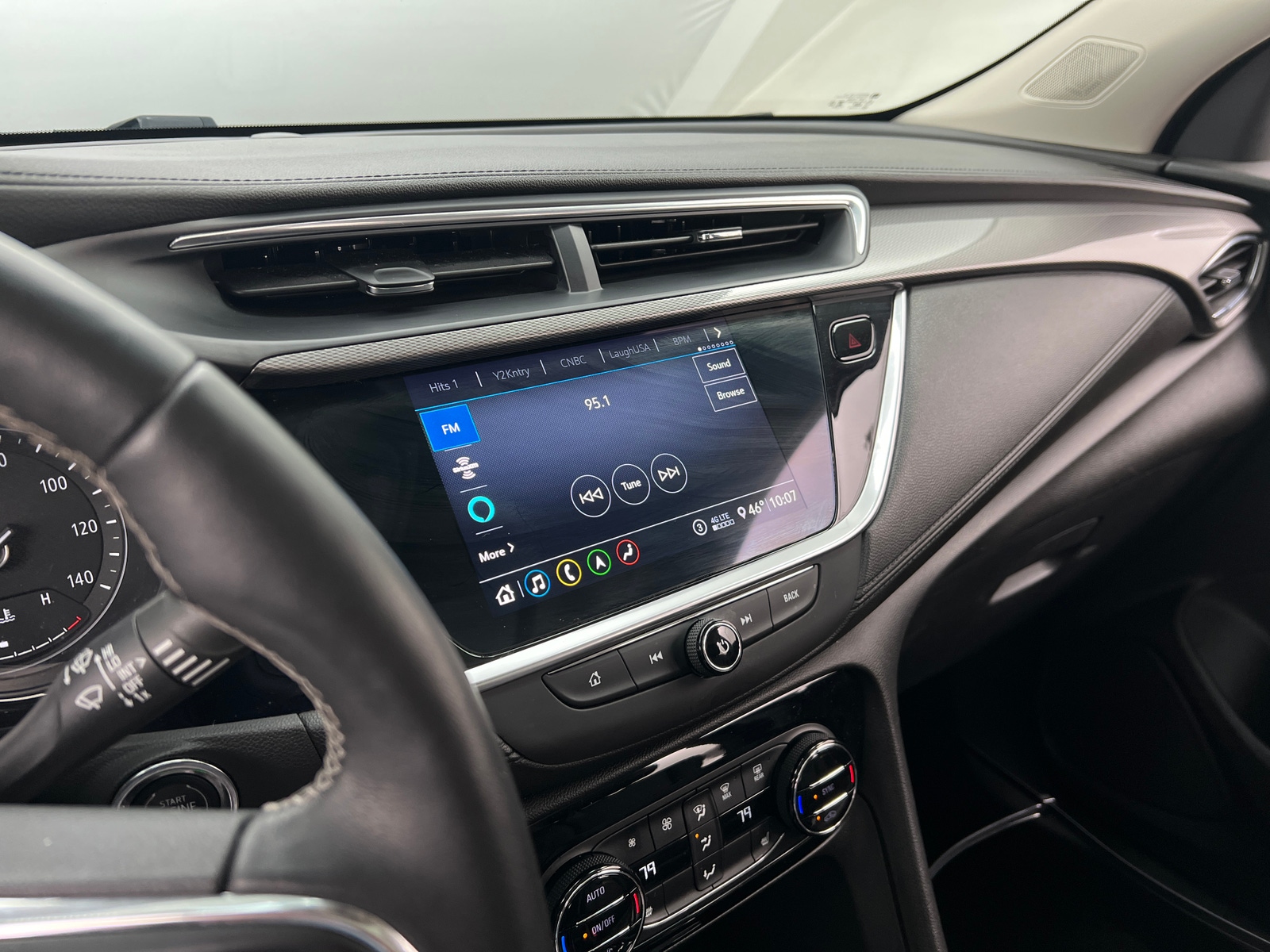 Thumbnail: 2020 Buick Encore GX - 3