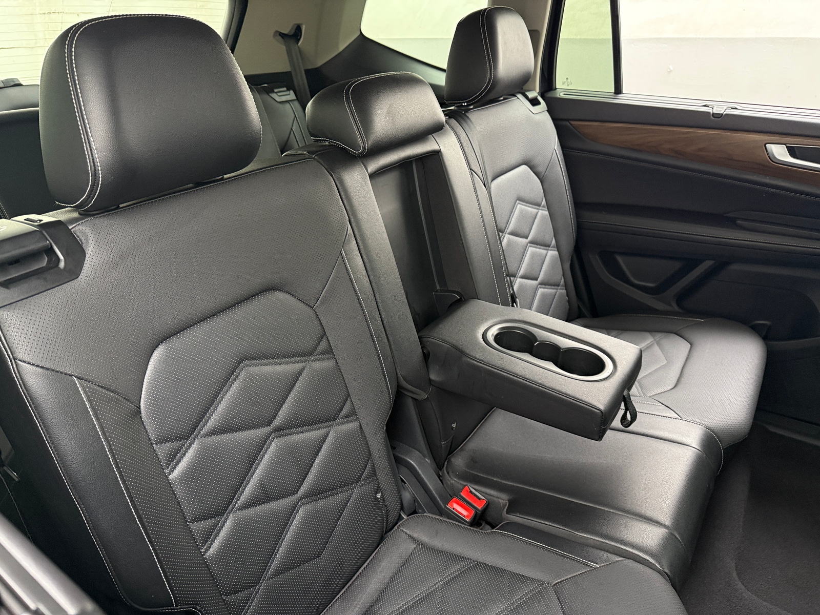 Thumbnail: 2024 Volkswagen Atlas - 5