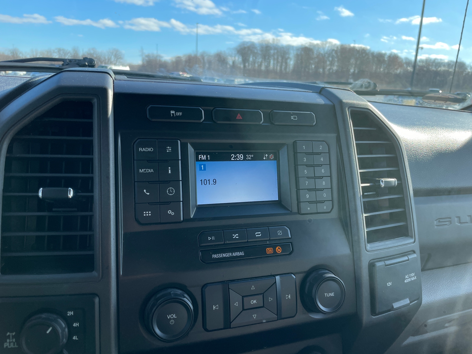 Thumbnail: 2021 Ford Econoline - 4