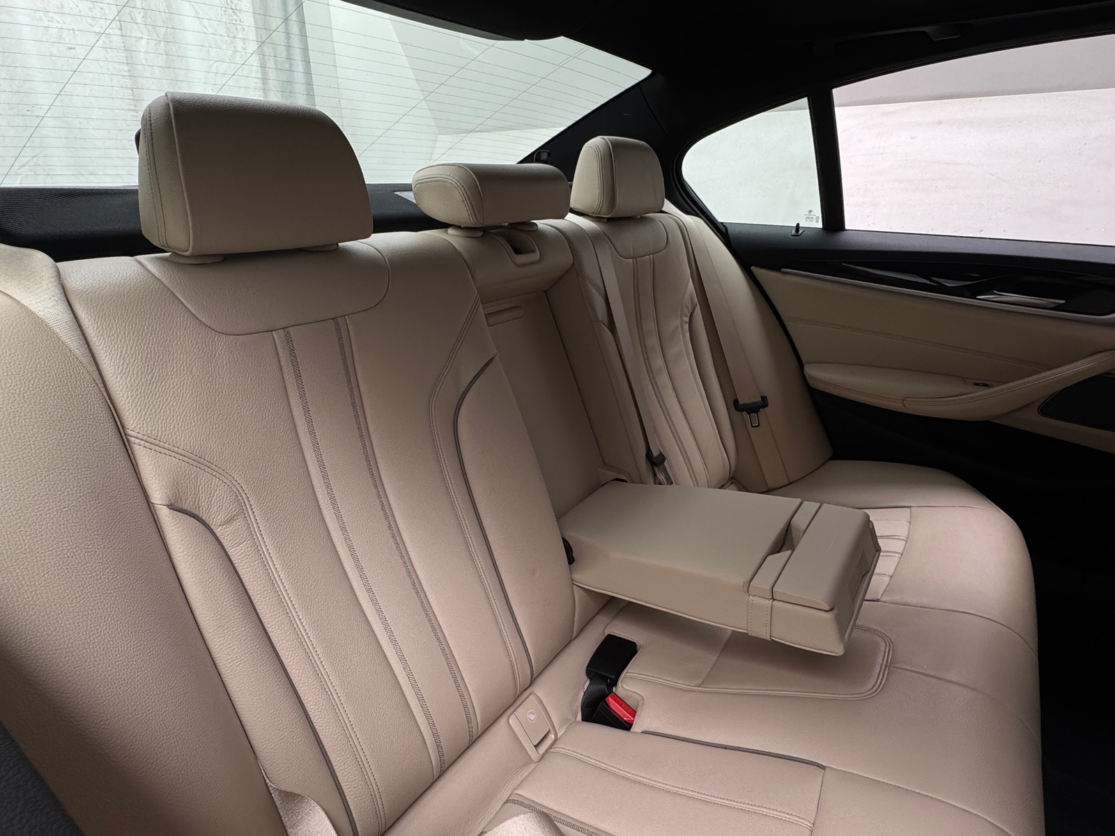 Thumbnail: 2020 BMW 5 Series - 5