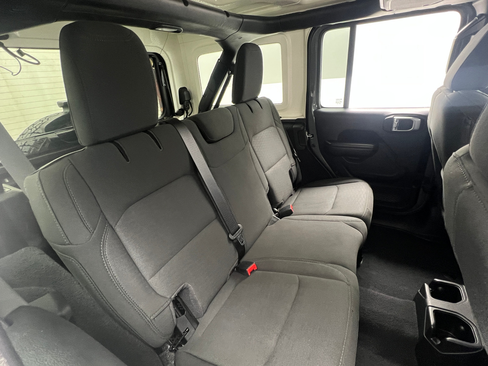 Thumbnail: 2020 Jeep Wrangler - 6