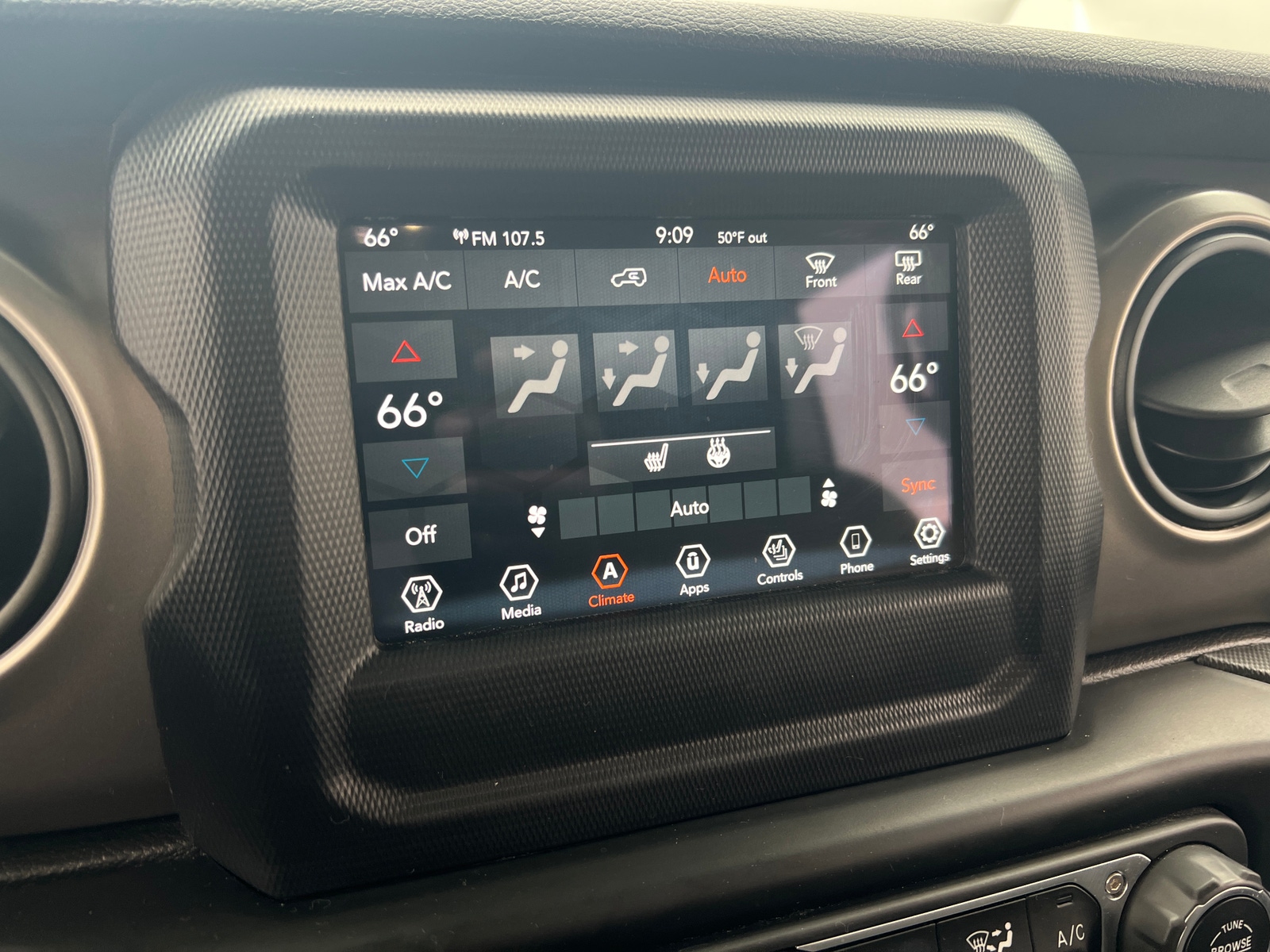 Thumbnail: 2020 Jeep Wrangler - 4