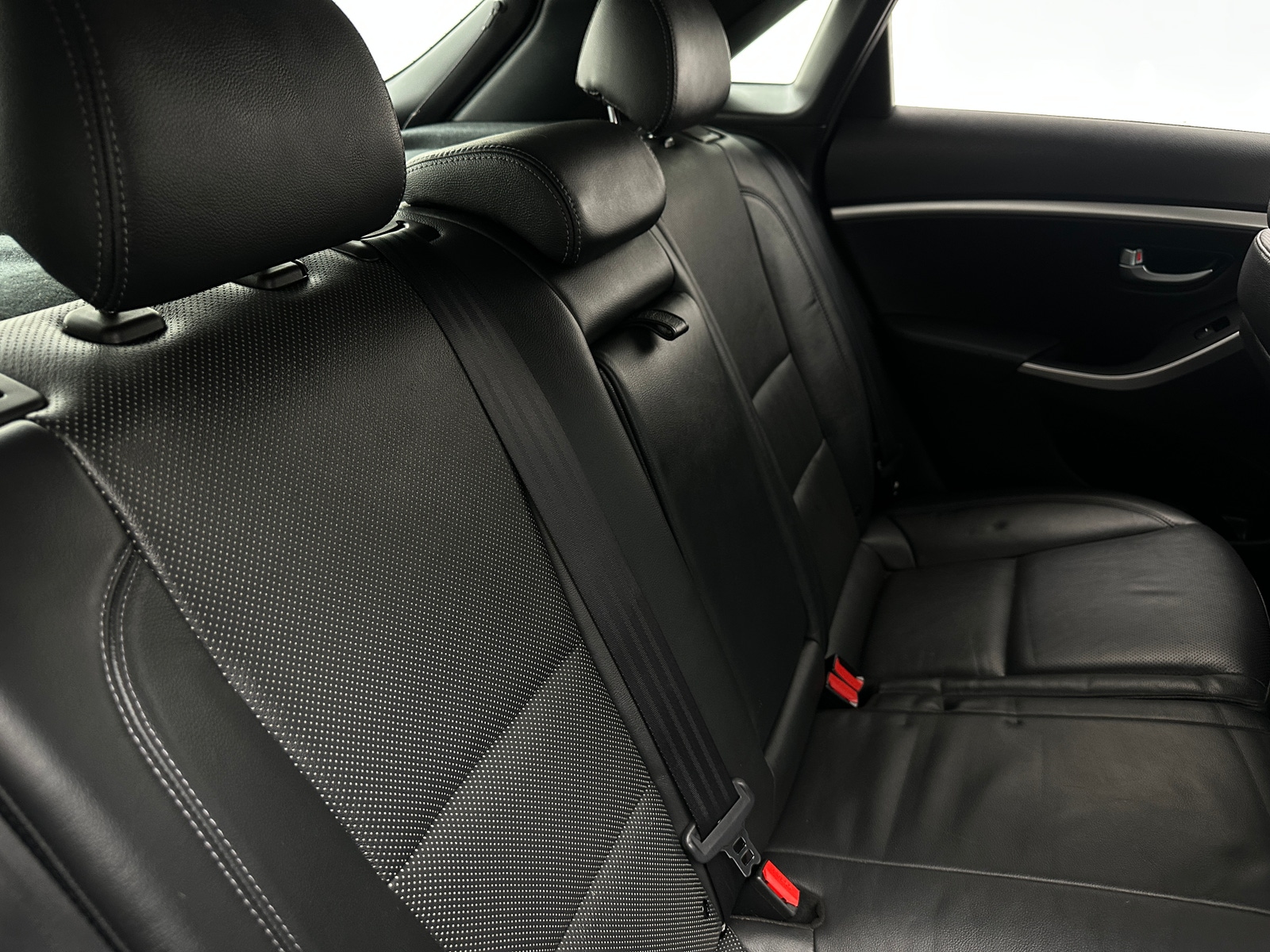 Thumbnail: 2015 Hyundai Elantra - 5