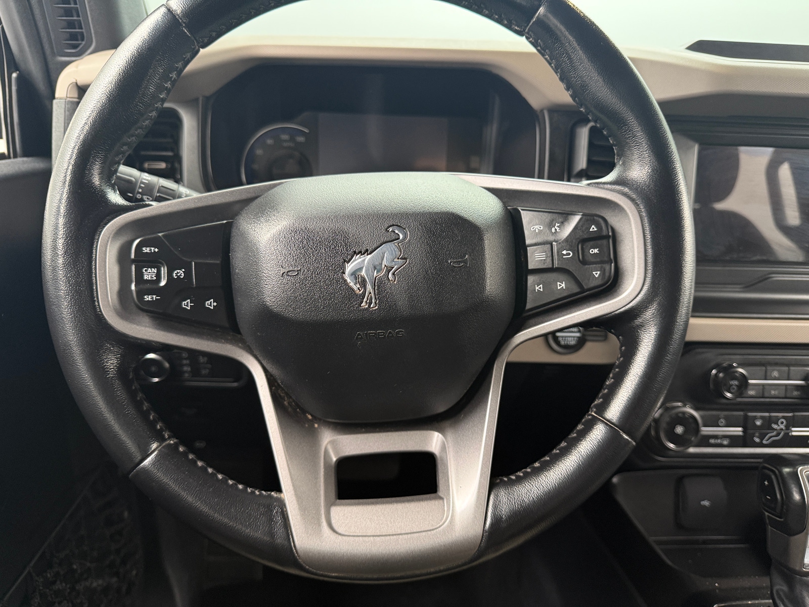 Thumbnail: 2022 Ford Bronco - 5