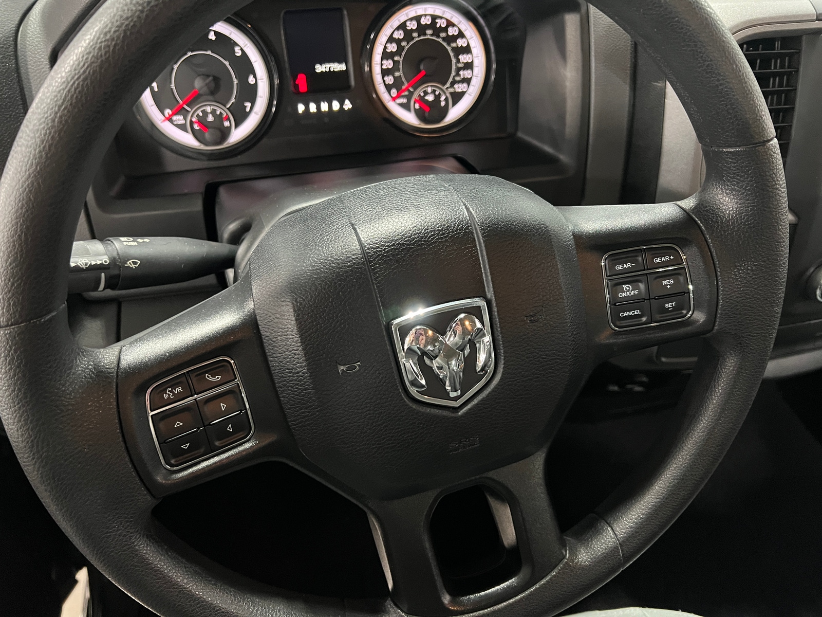 Thumbnail: 2019 RAM 1500 Classic - 4