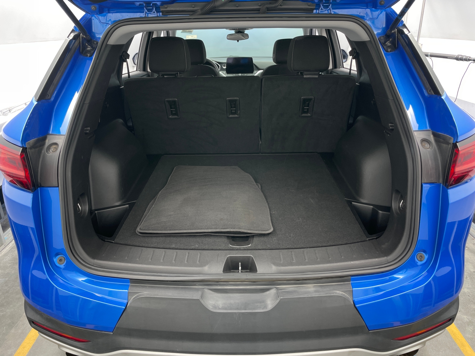 Thumbnail: 2025 Chevrolet Blazer - 7