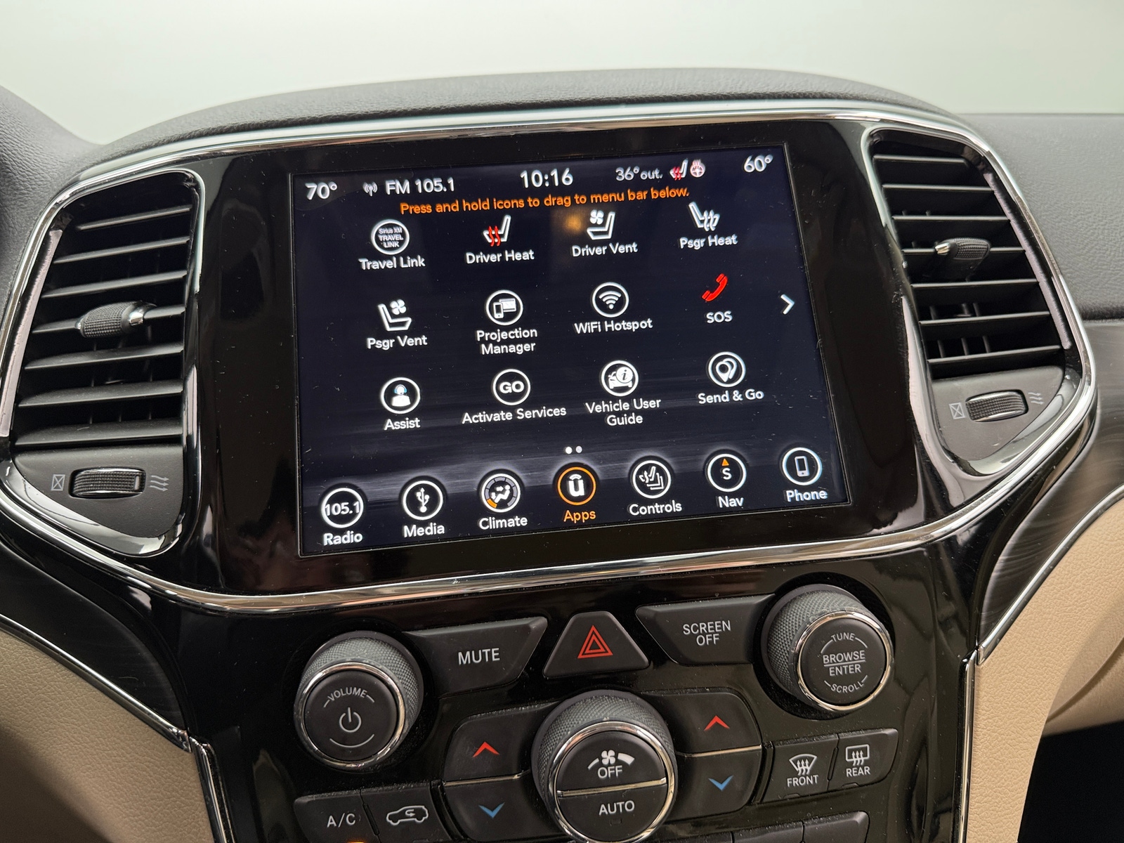 Thumbnail: 2019 Jeep Grand Cherokee - 3