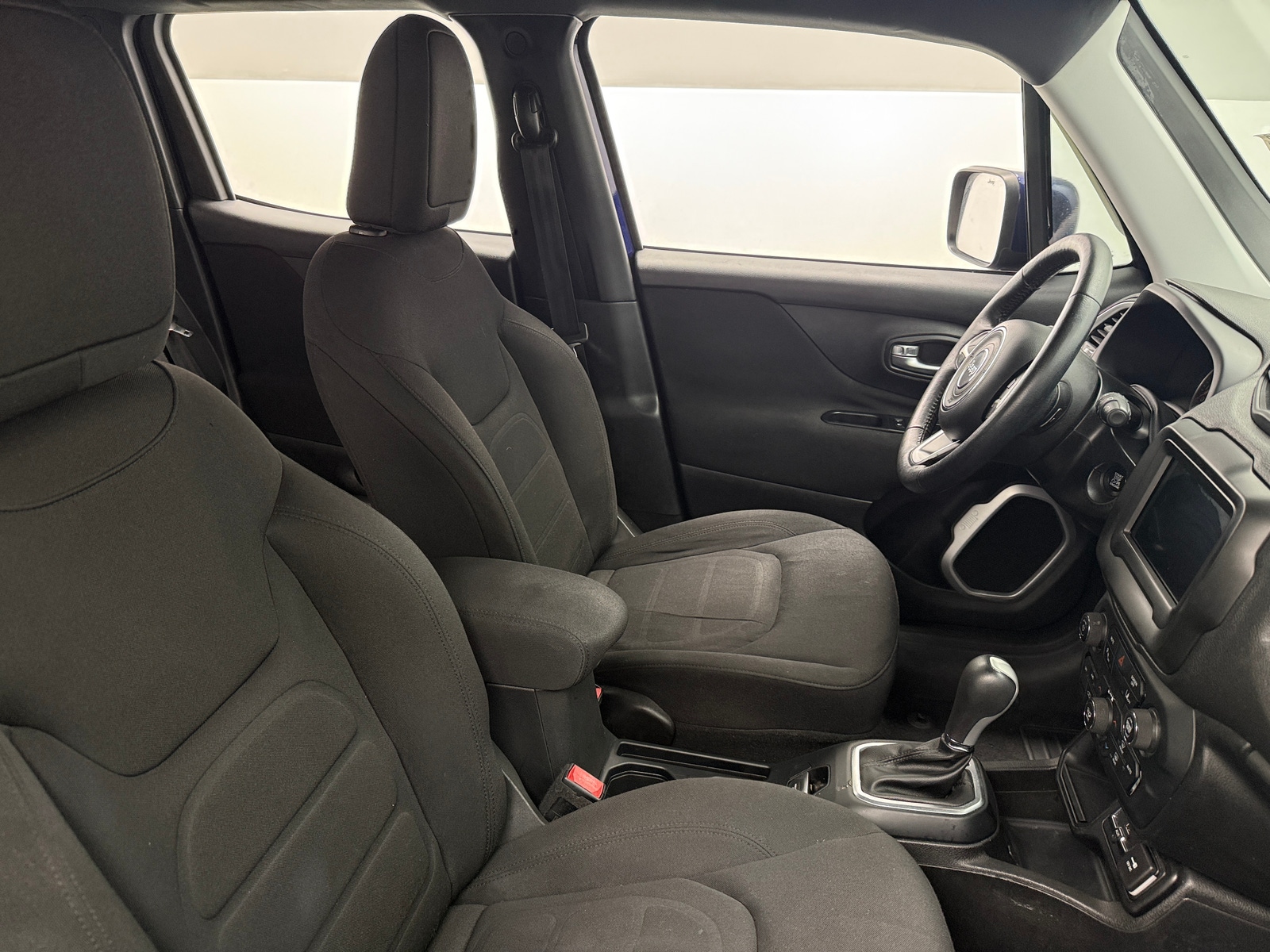 Thumbnail: 2018 Jeep Renegade - 2