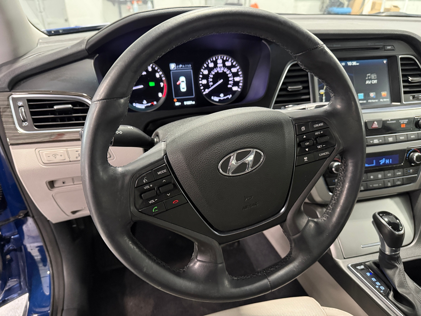 Thumbnail: 2015 Hyundai Sonata - 4