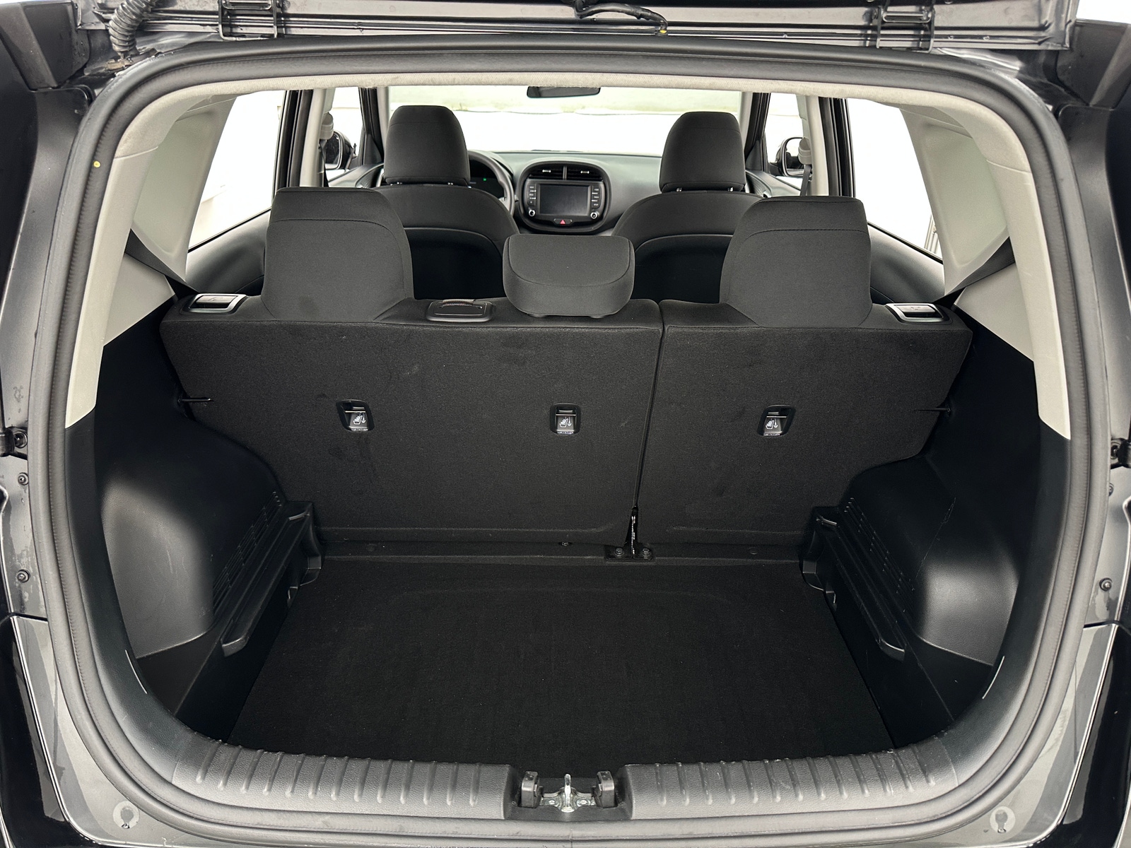 Thumbnail: 2024 Kia Soul - 7