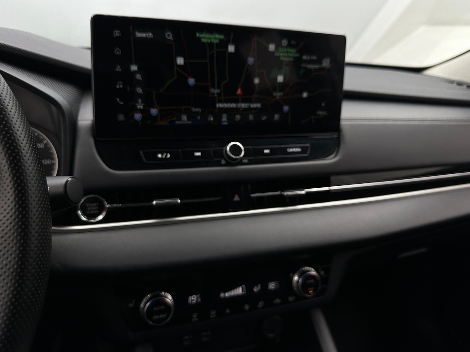 Thumbnail: 2025 Mitsubishi Outlander - 3