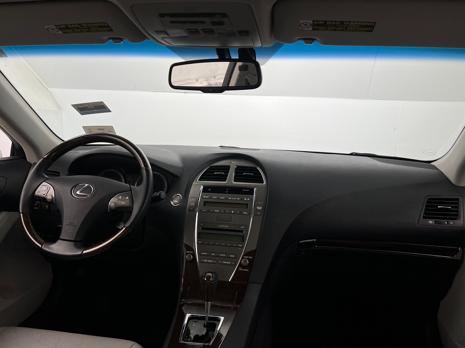 Thumbnail: 2012 Lexus ES - 2