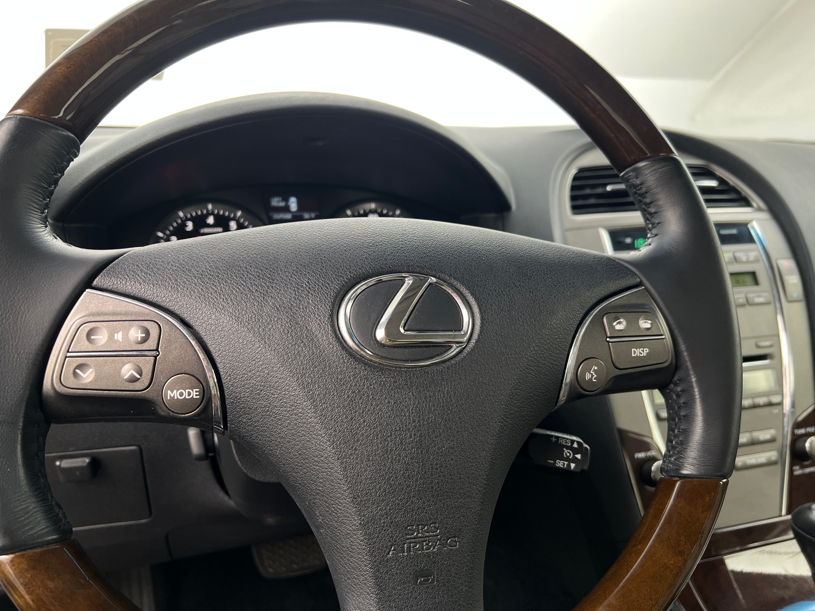 Thumbnail: 2012 Lexus ES - 4