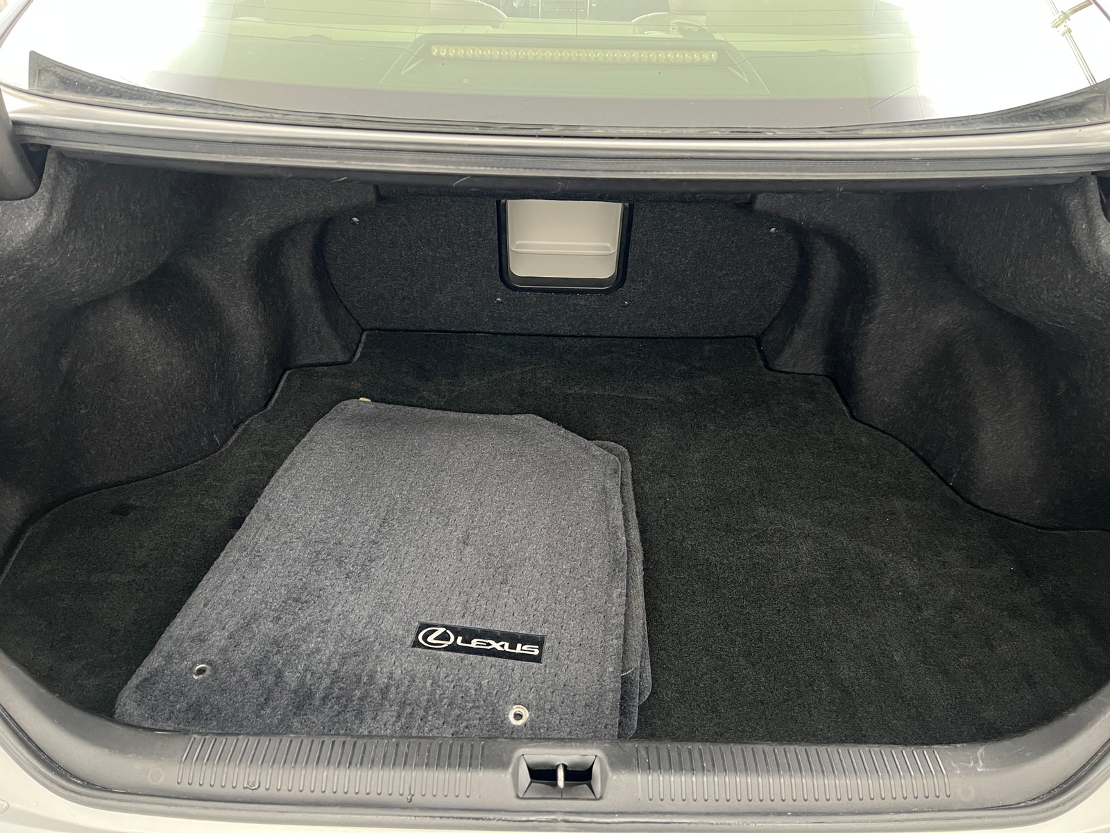 Thumbnail: 2012 Lexus ES - 6