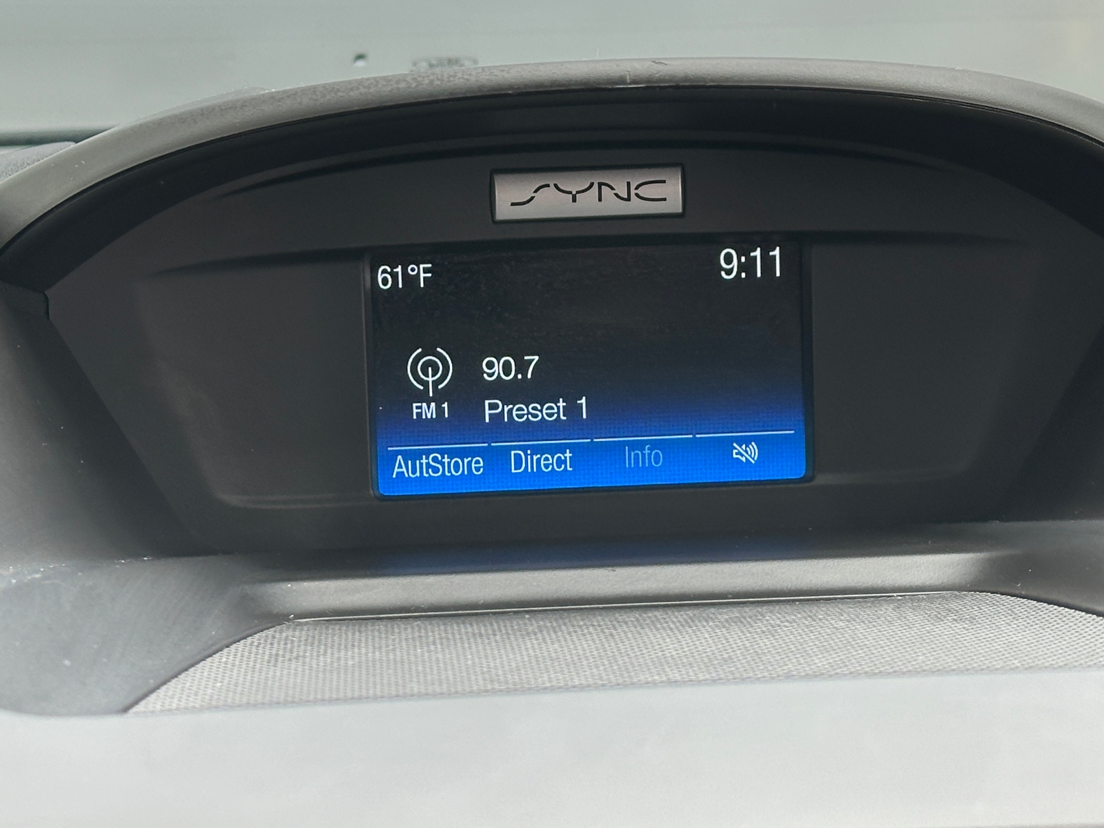 Thumbnail: 2017 Ford Escape - 4