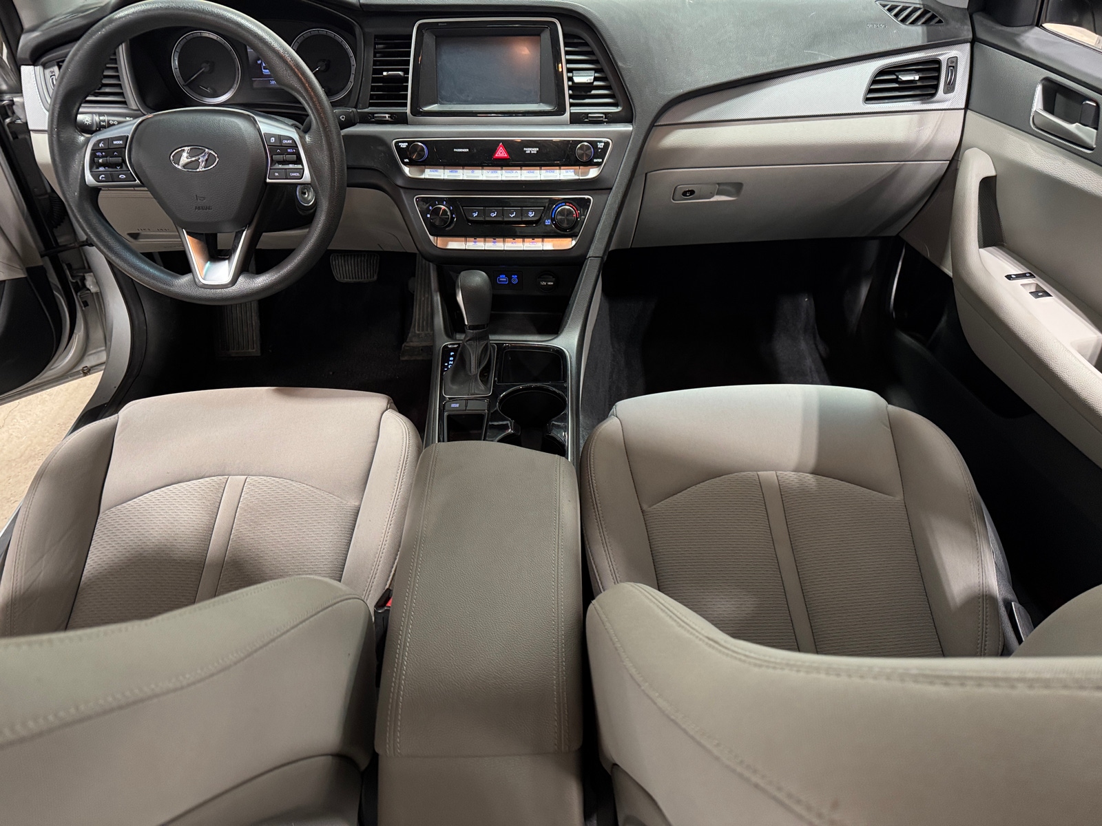 Thumbnail: 2018 Hyundai Sonata - 3