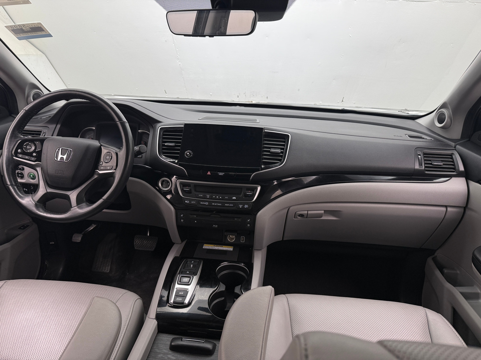 Thumbnail: 2019 Honda Pilot - 2