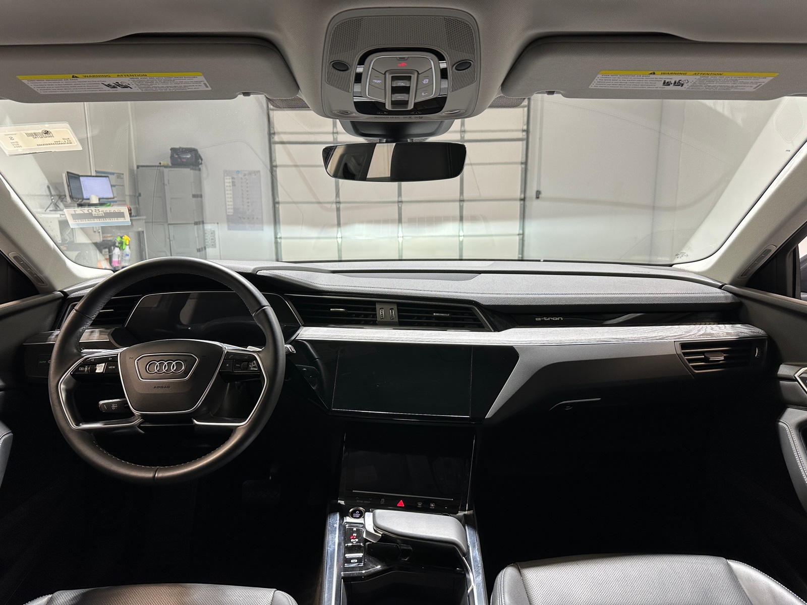 Thumbnail: 2024 Audi Q8 e-tron - 2