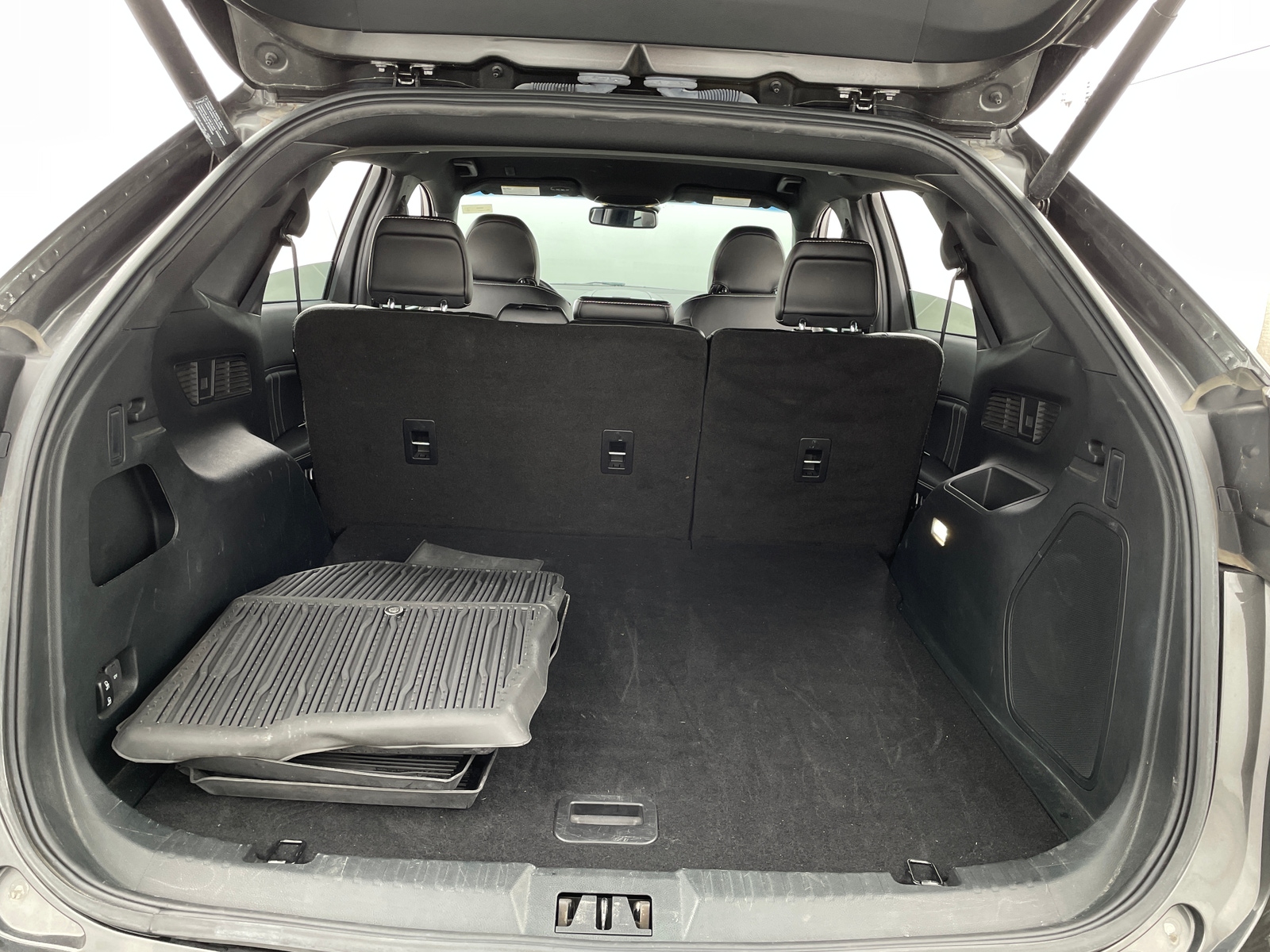 Thumbnail: 2019 Ford Edge - 6