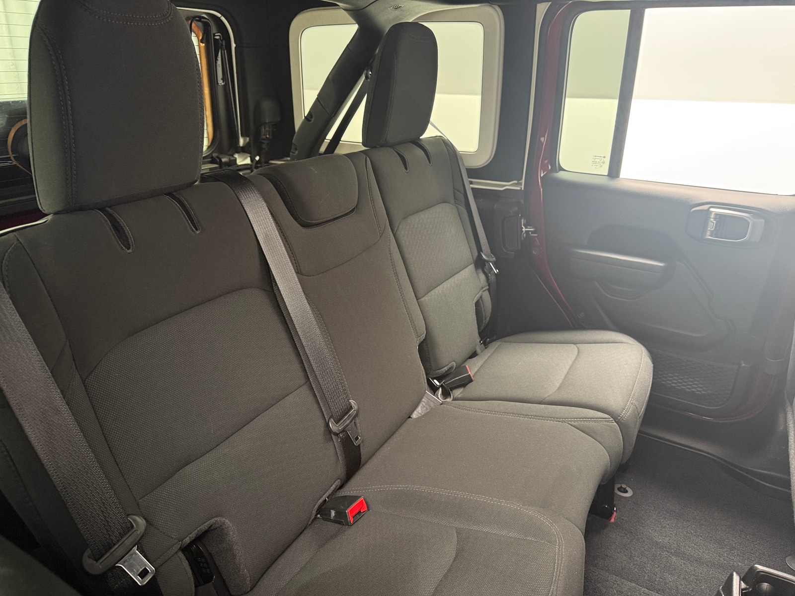 Thumbnail: 2022 Jeep Wrangler - 6