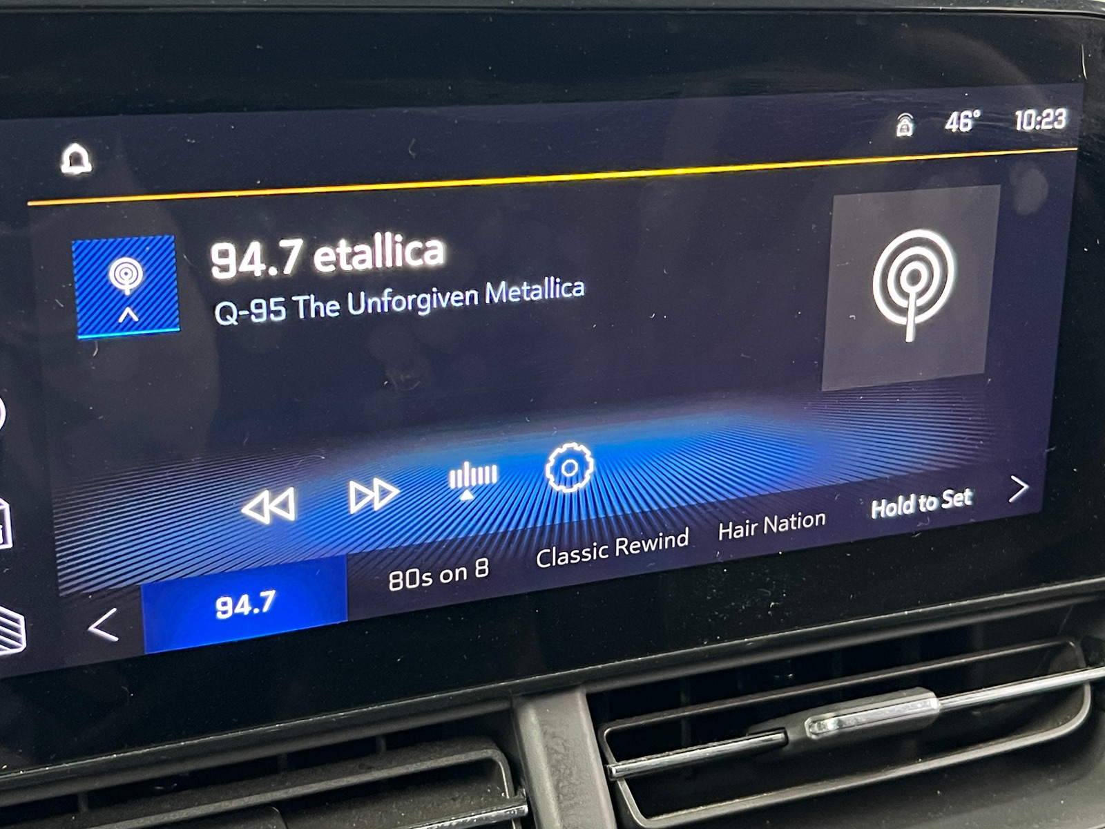 Thumbnail: 2024 Chevrolet Trax - 3