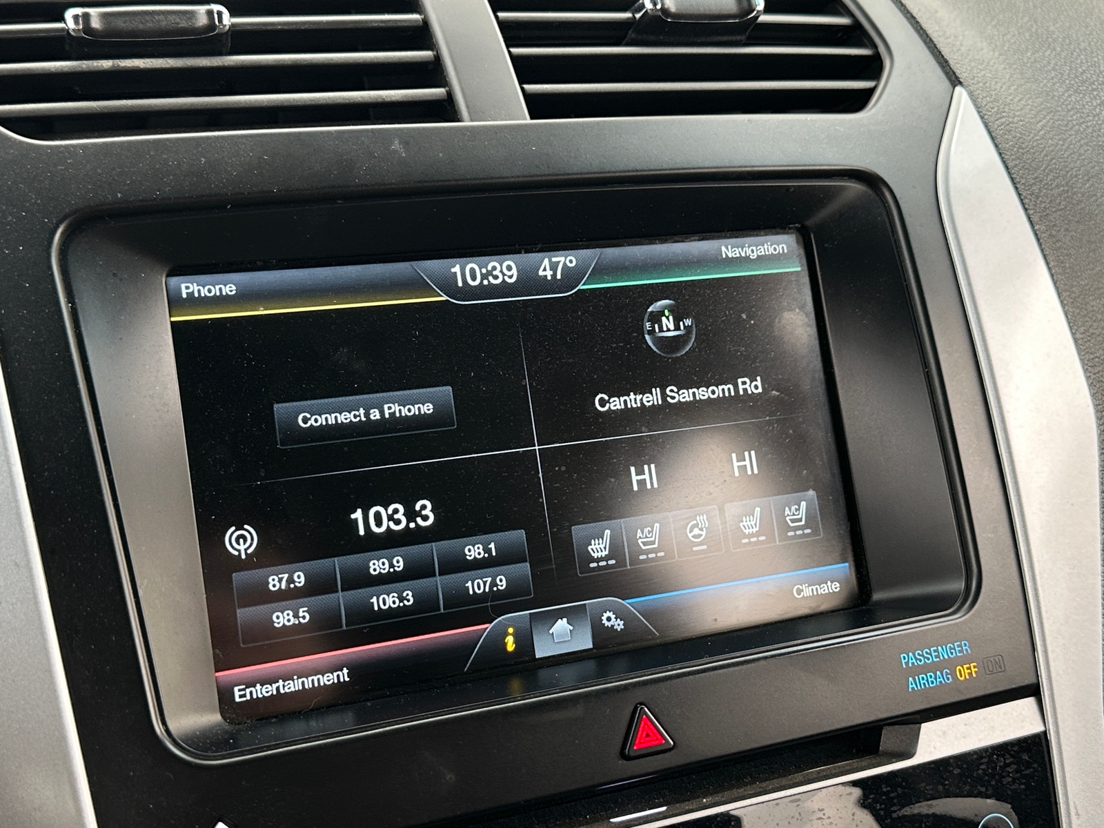 Thumbnail: 2015 Ford Explorer - 3