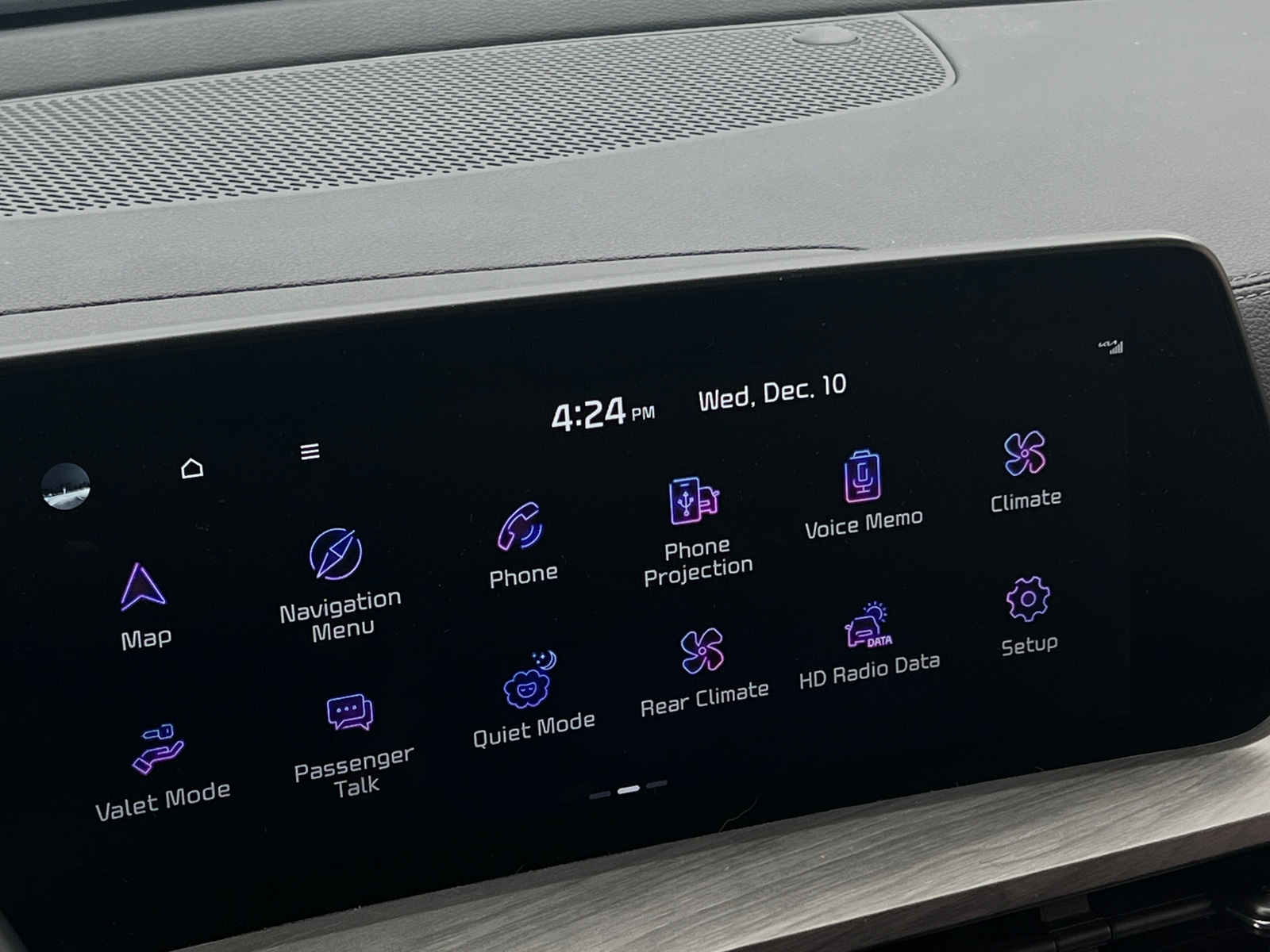 Thumbnail: 2023 Kia Telluride - 3