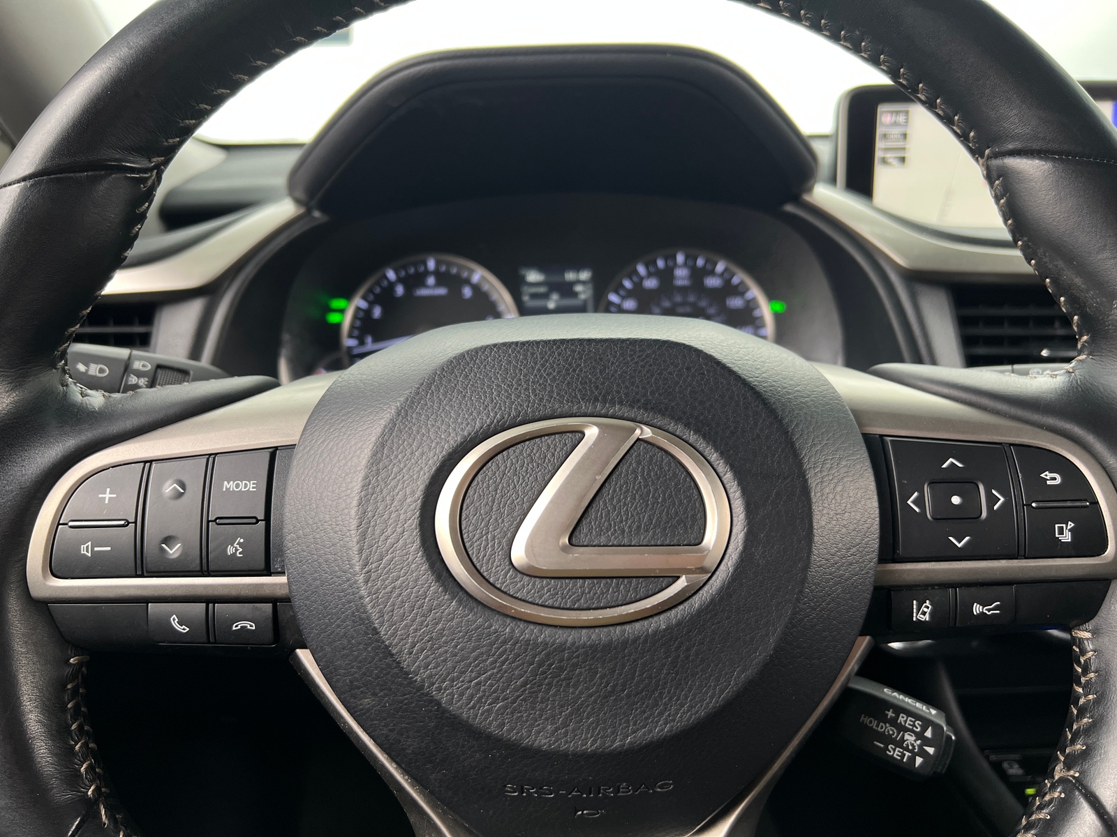 Thumbnail: 2019 Lexus RX - 4