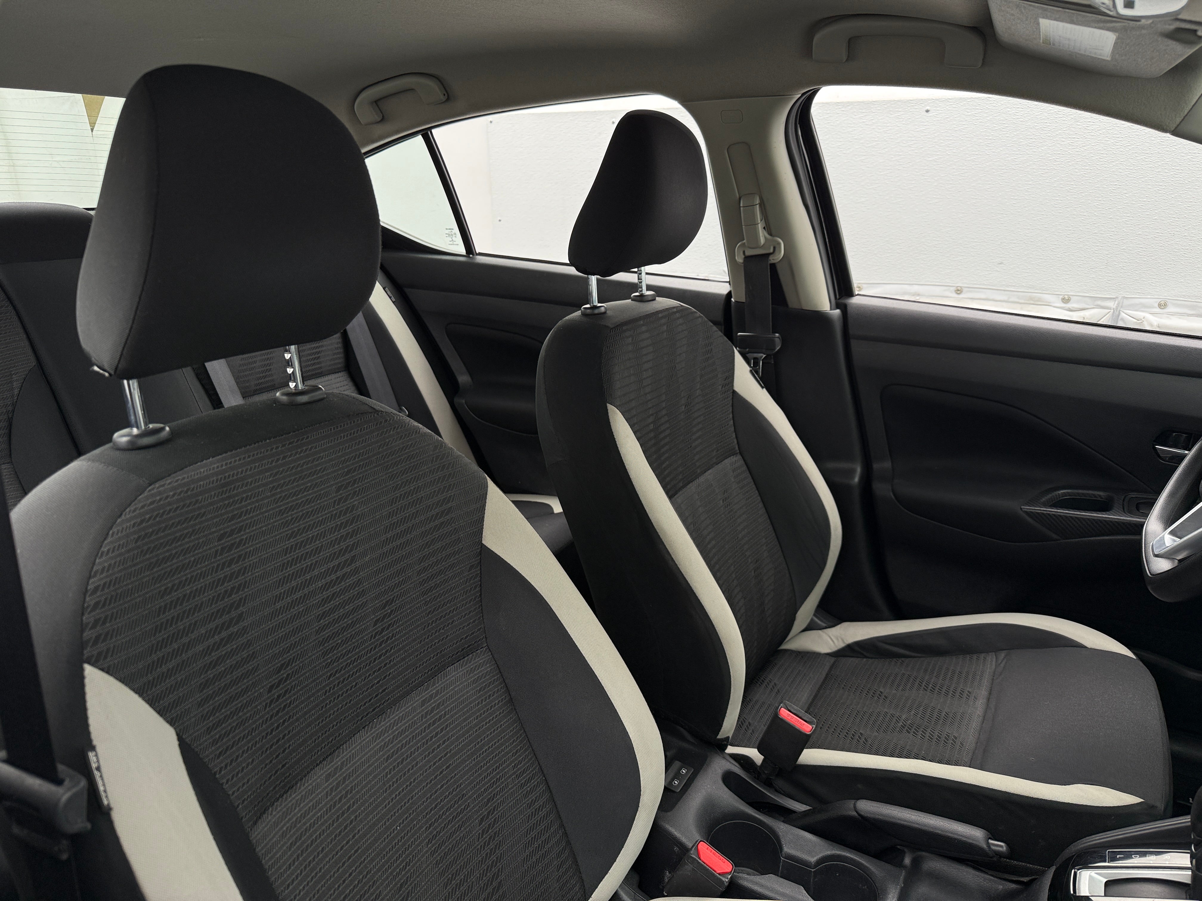 2021 Nissan Versa Sedan