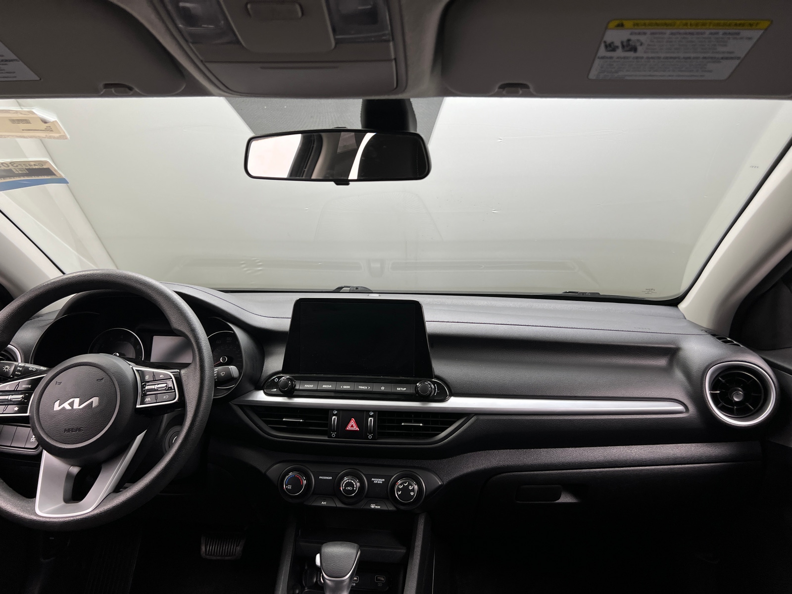 Thumbnail: 2024 Kia Forte - 3