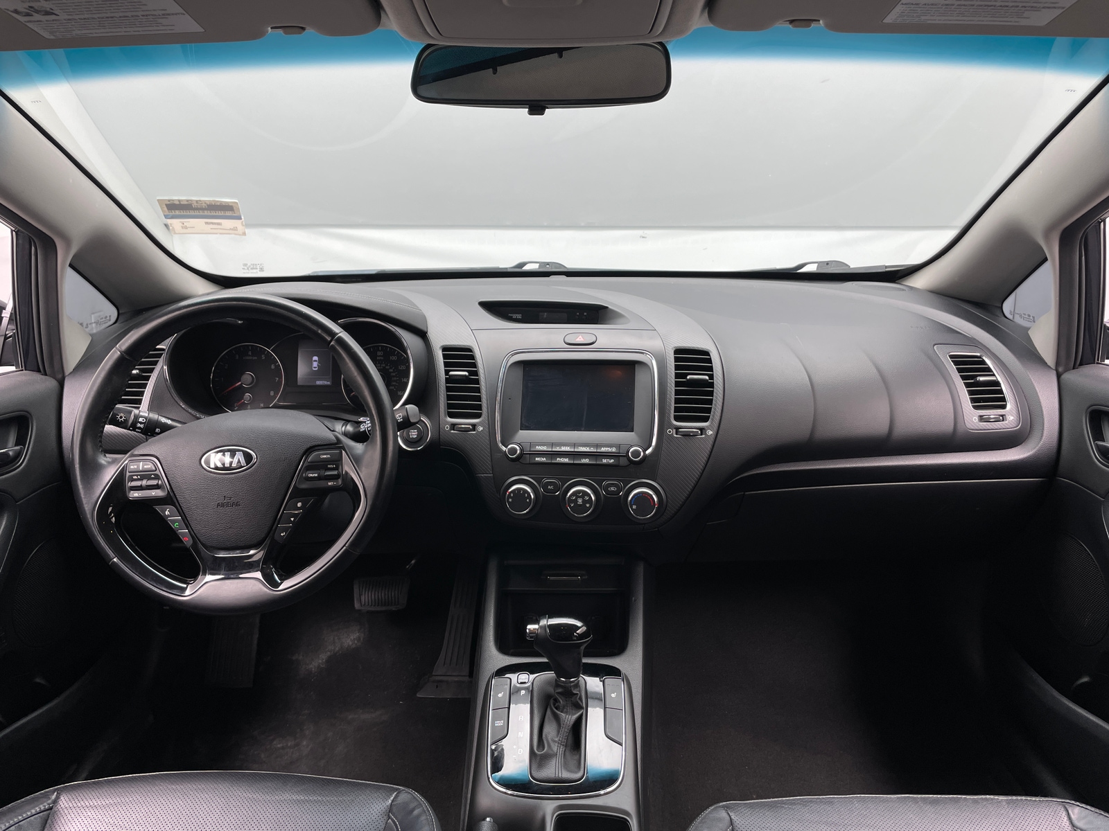 Thumbnail: 2017 Kia Forte - 2