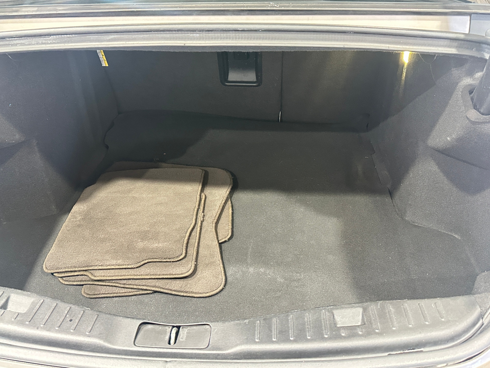 Thumbnail: 2016 Lincoln MKZ - 6