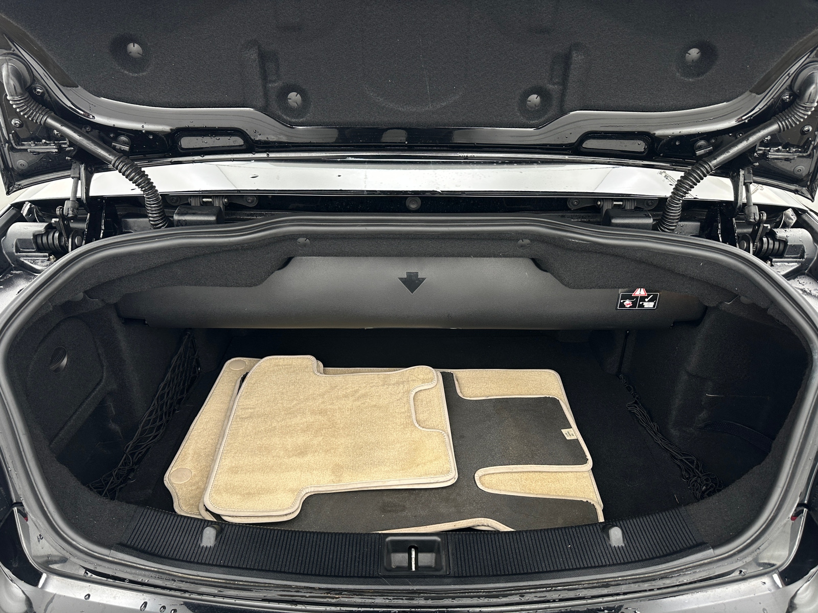 Thumbnail: 2014 Mercedes-Benz E-Class - 6