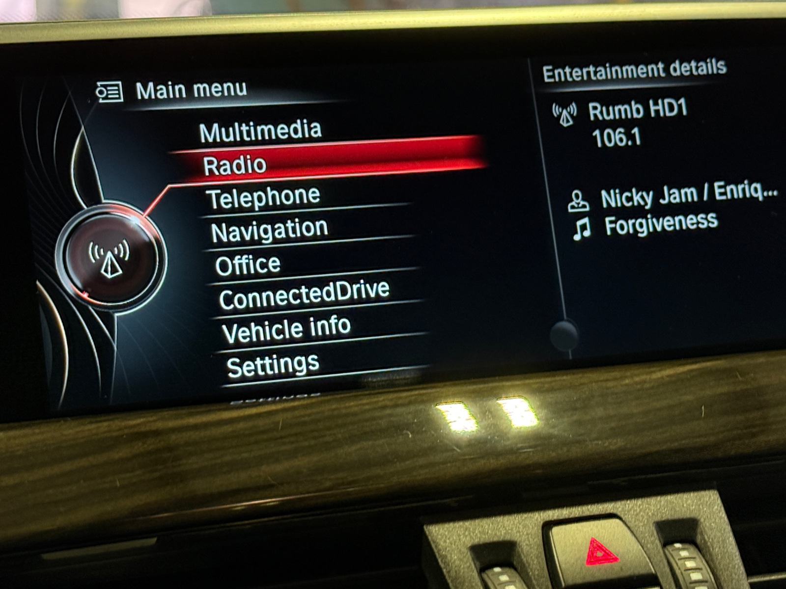 Thumbnail: 2016 BMW X1 - 3