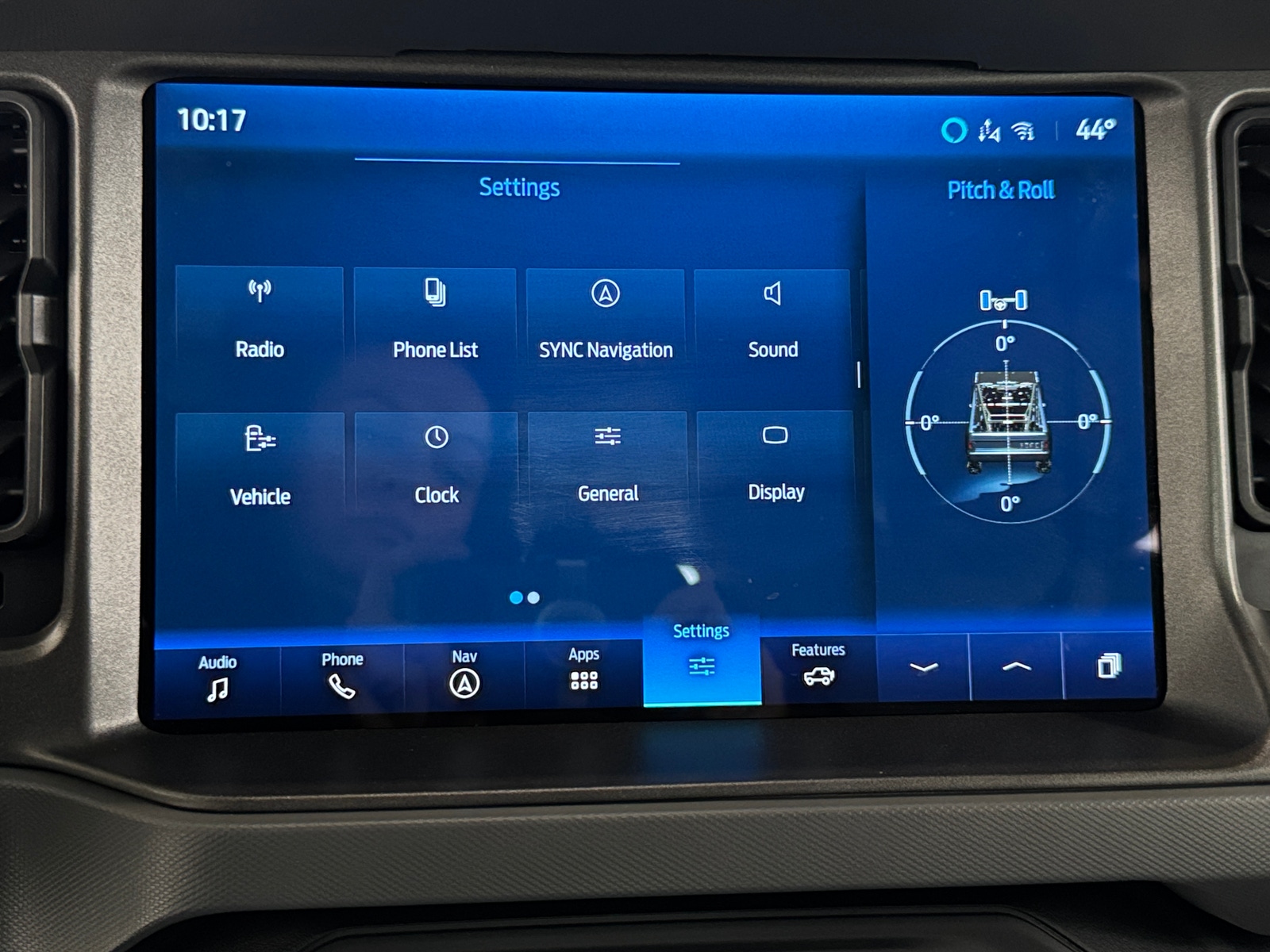 Thumbnail: 2024 Ford Bronco - 3