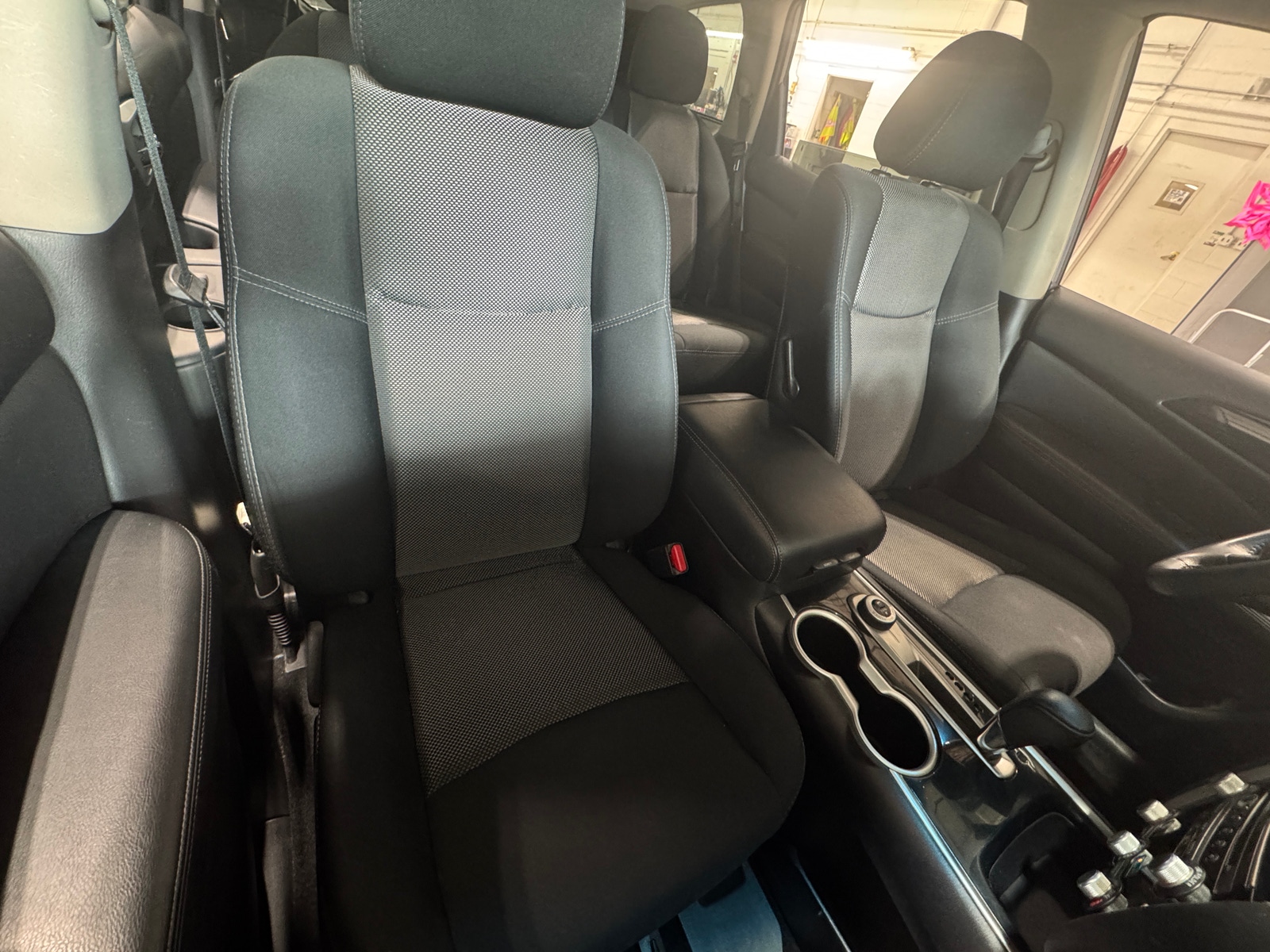 Thumbnail: 2018 Nissan Pathfinder - 2