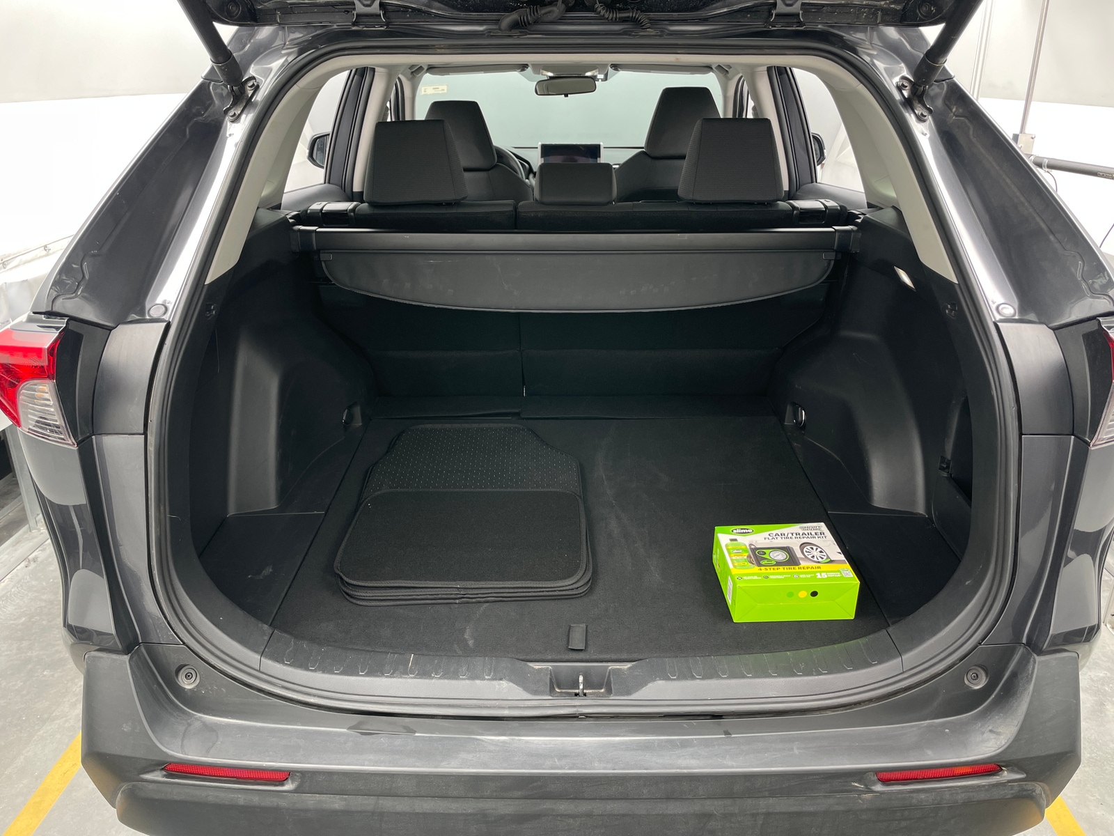 Thumbnail: 2025 Toyota RAV4 - 7