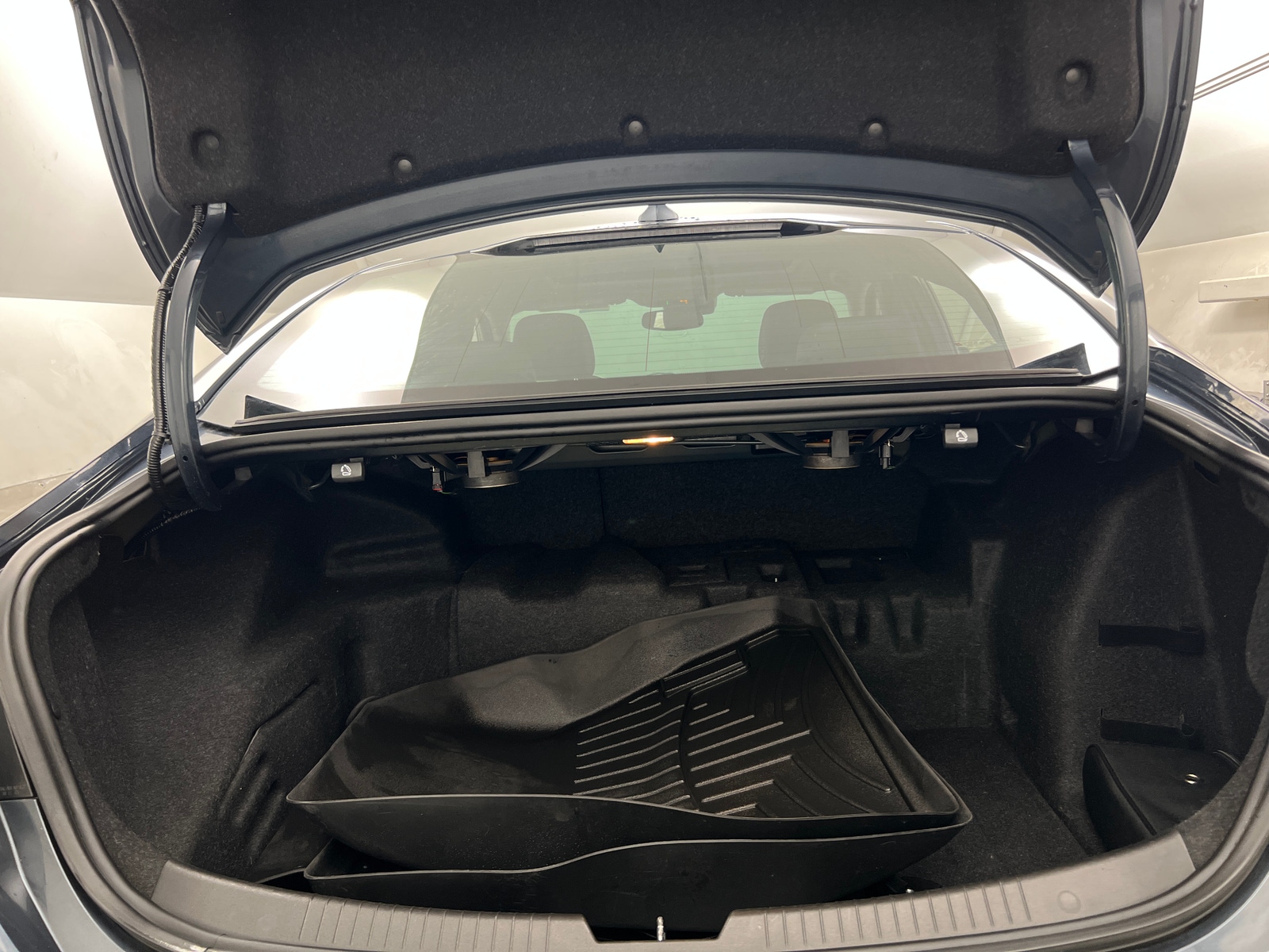 Thumbnail: 2019 Chevrolet Malibu - 6