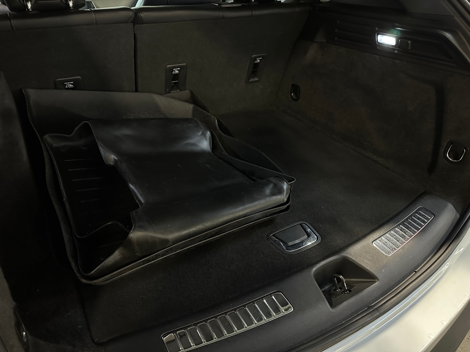 Thumbnail: 2019 Cadillac XT4 - 6