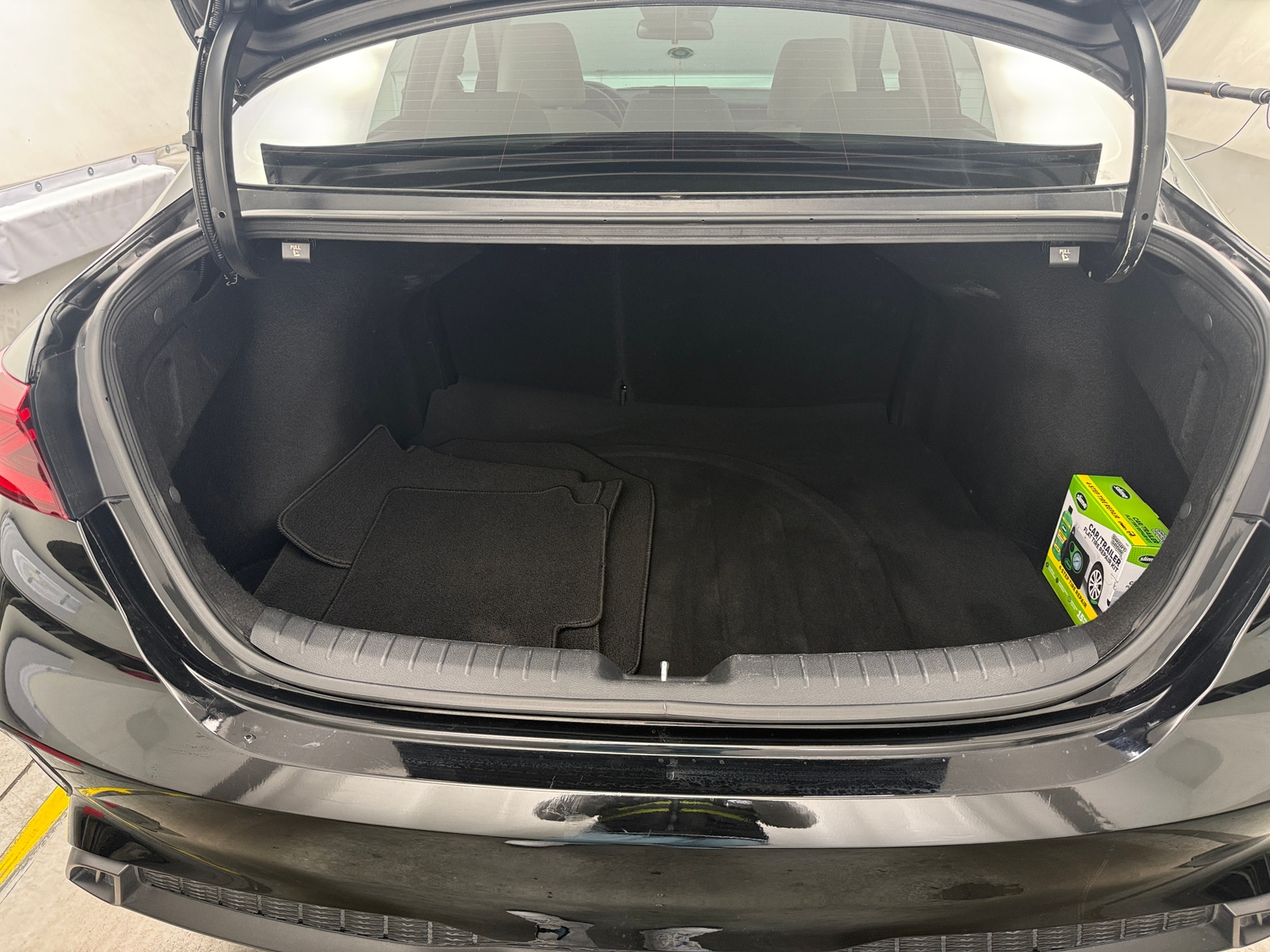 Thumbnail: 2023 Kia Forte - 7