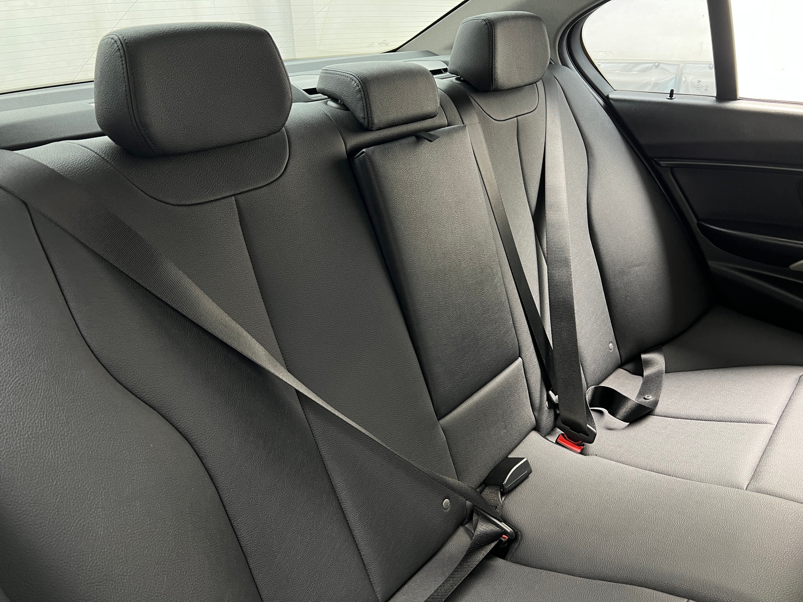 Thumbnail: 2018 BMW 3 Series - 5