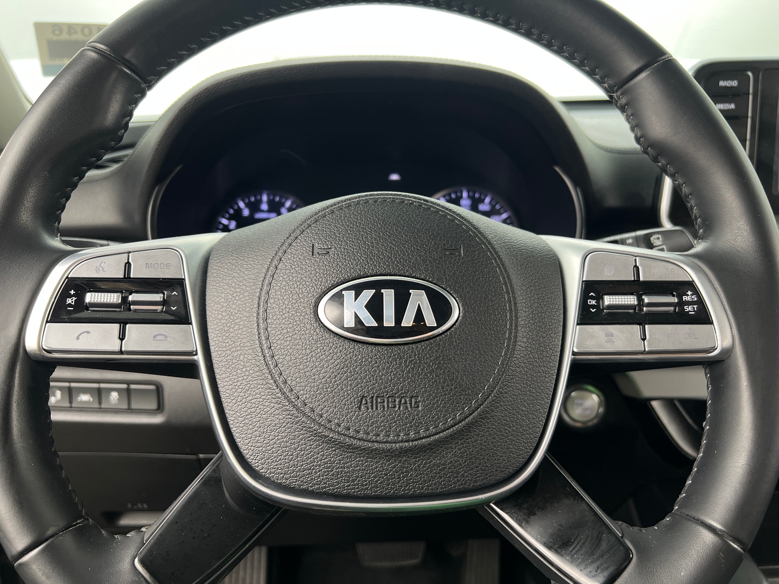 Thumbnail: 2020 Kia Telluride - 4